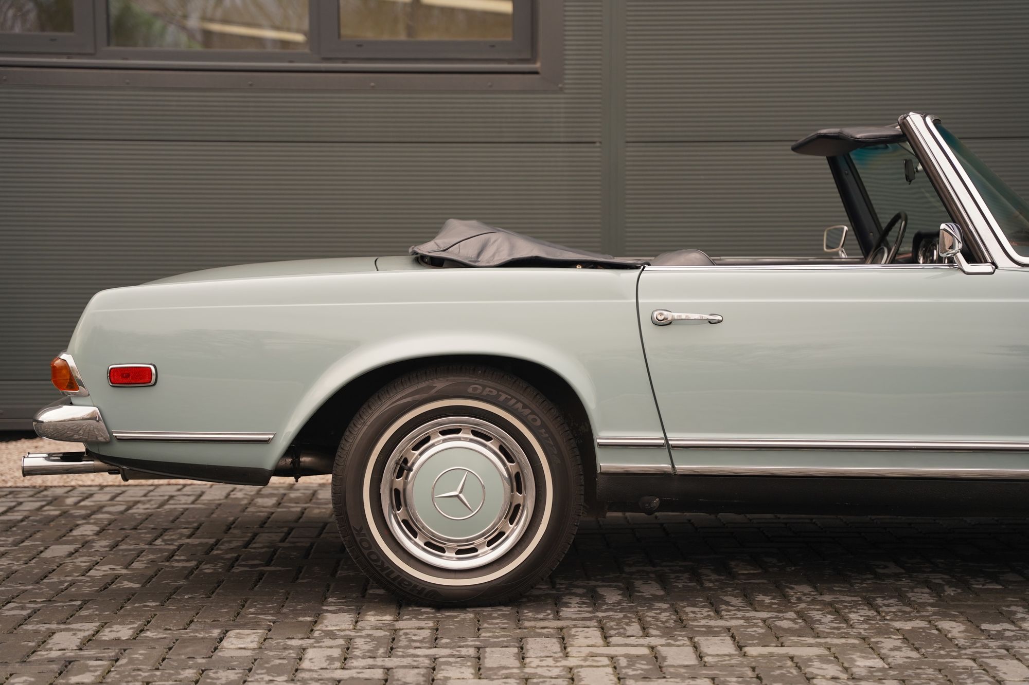 1968 Mercedes-Benz W113 280SL Pagoda 'California'