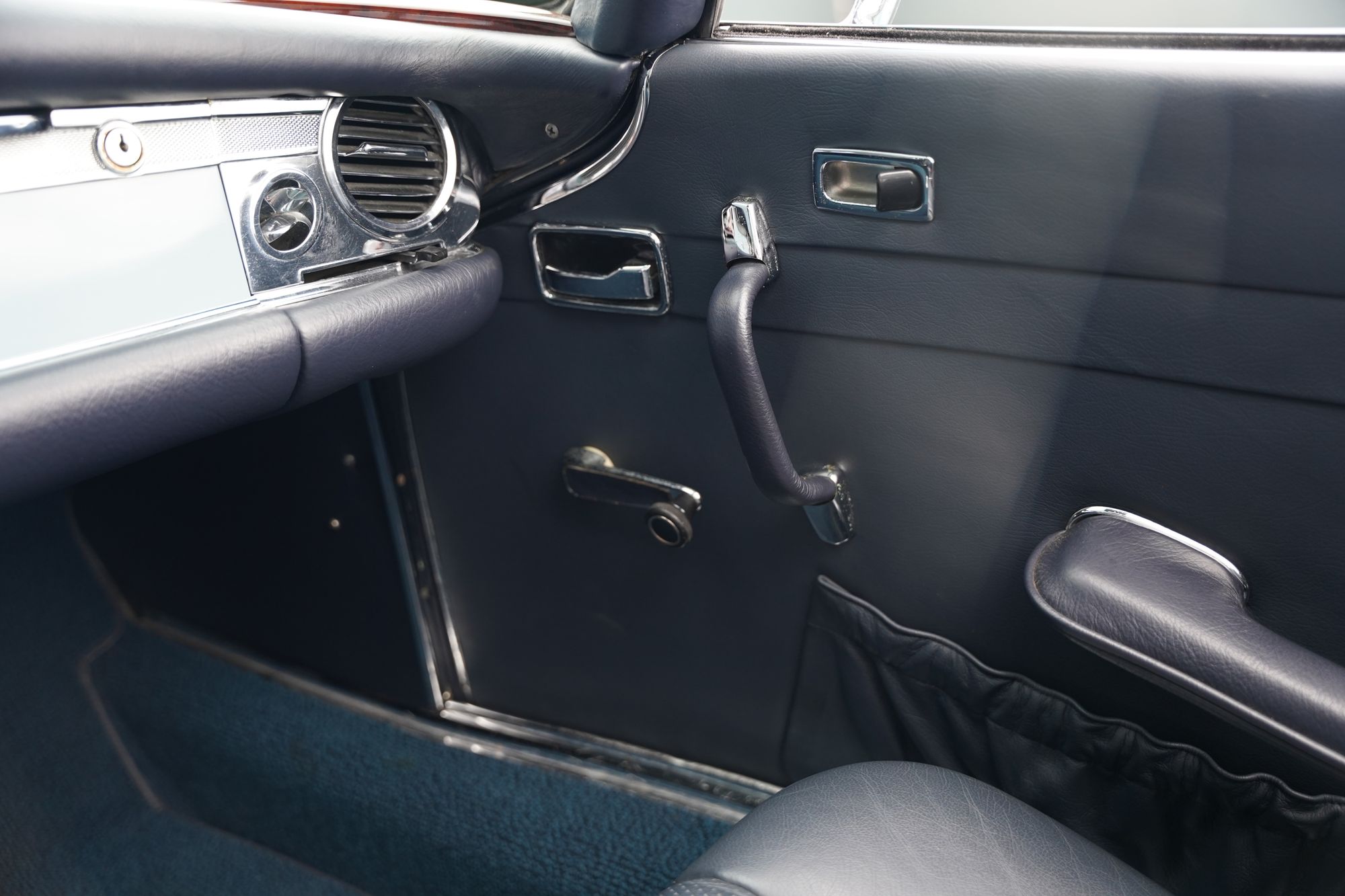 1968 Mercedes-Benz W113 280SL Pagoda 'California'