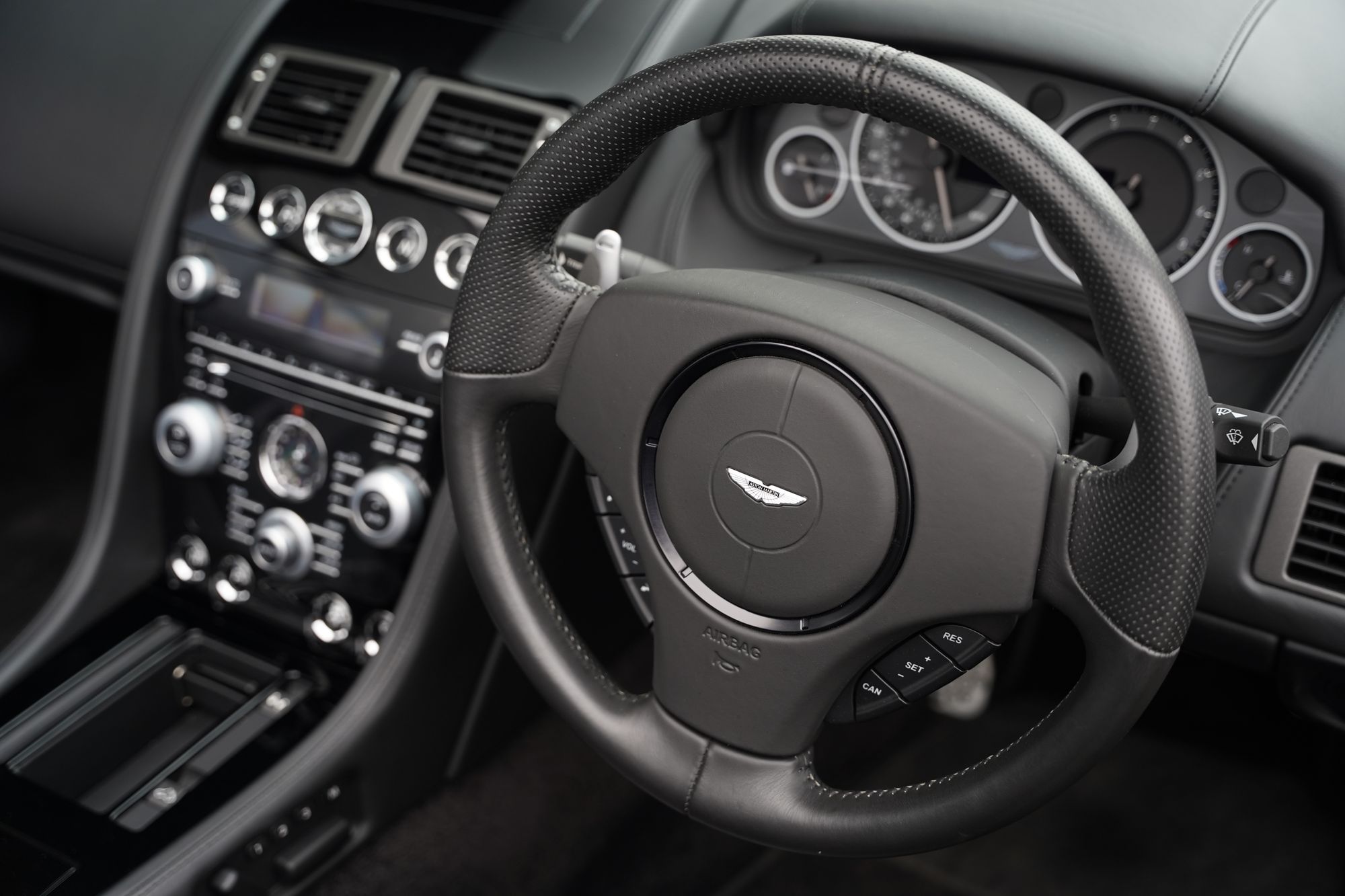 2015 Aston Martin V12 Vantage S Roadster
