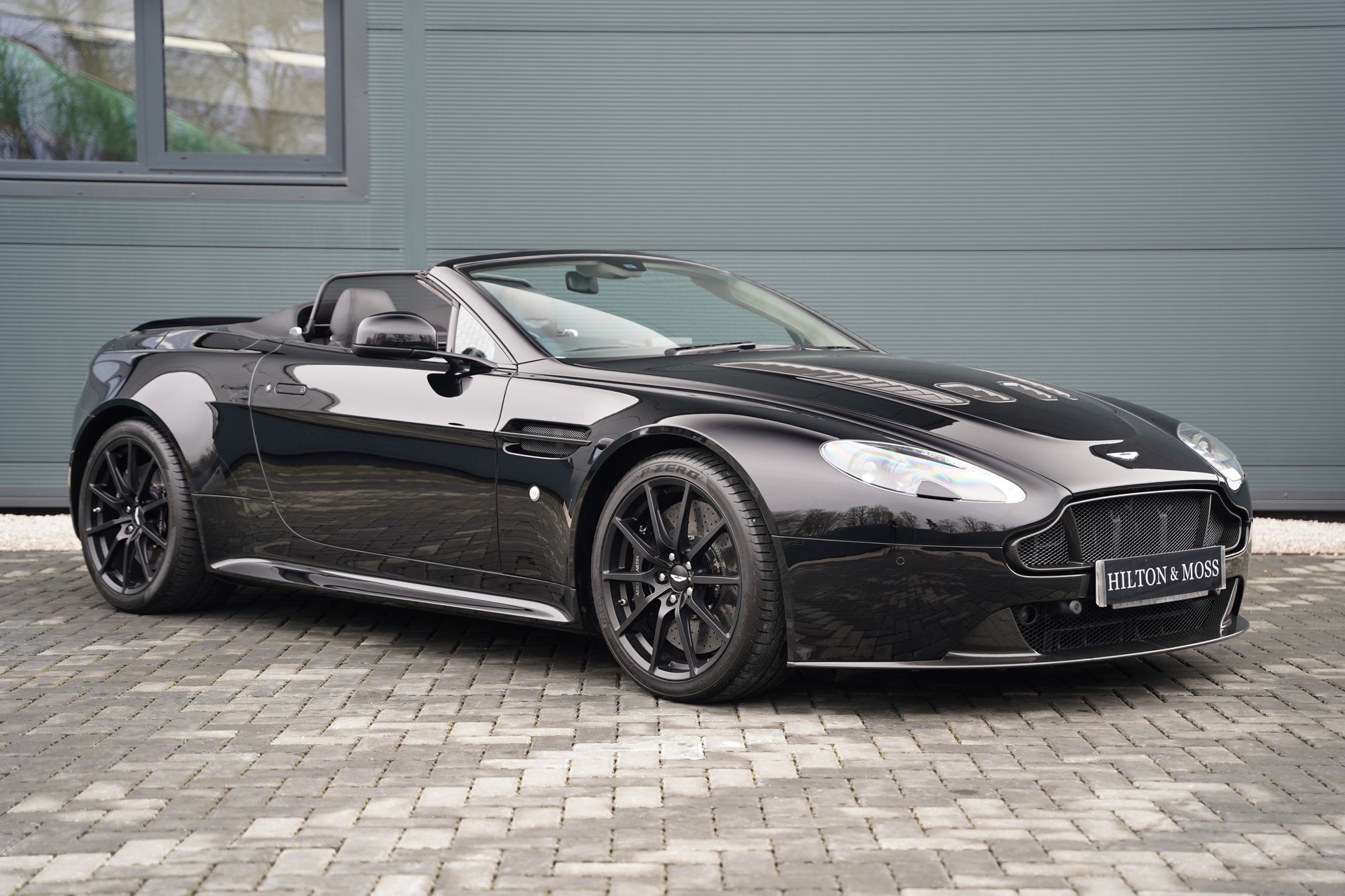 2015 Aston Martin V12 Vantage S Roadster