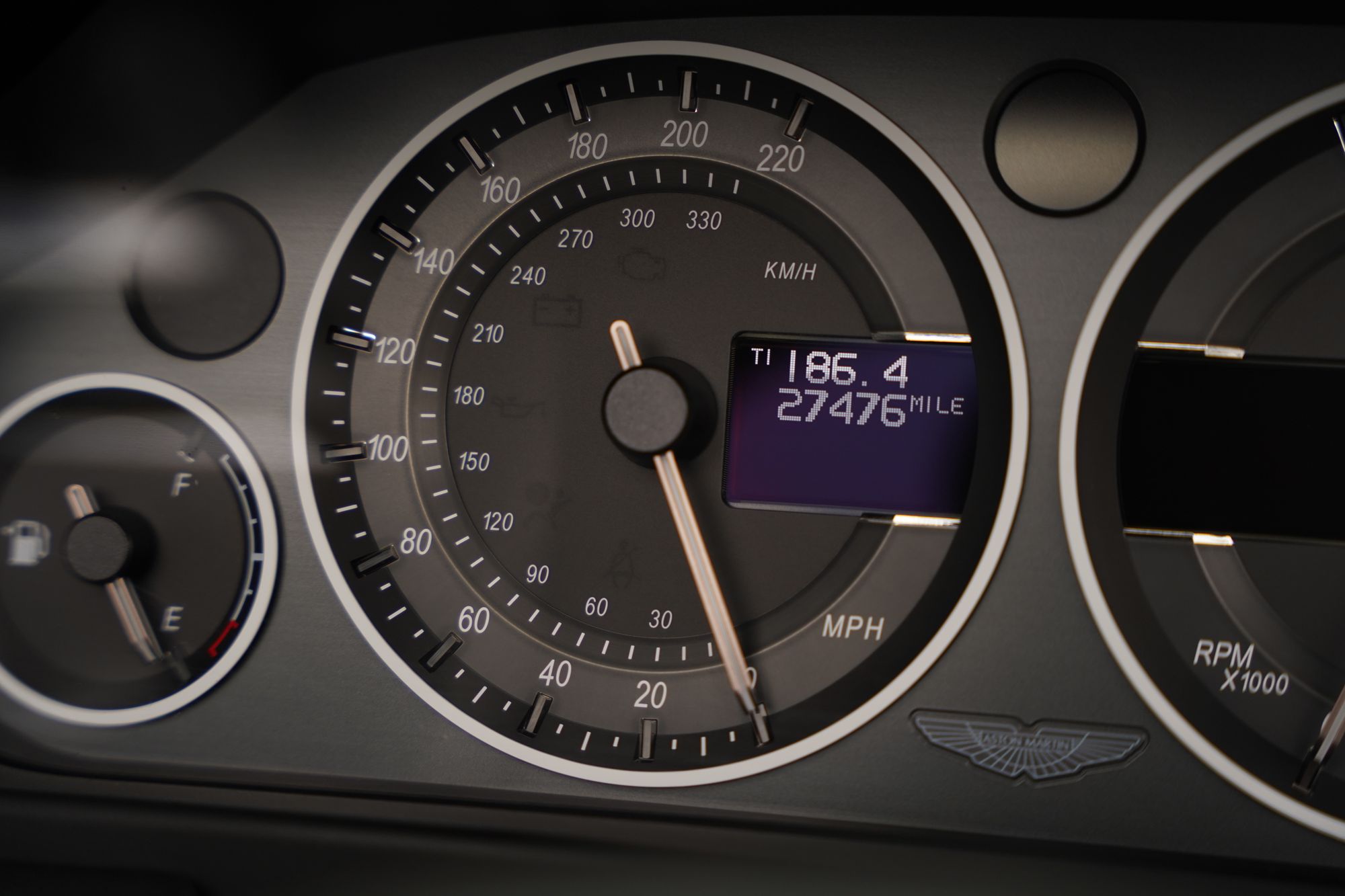 2011 Aston Martin DBS Volante