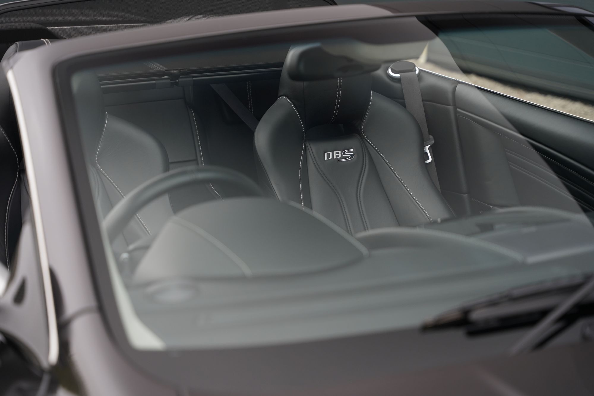 2011 Aston Martin DBS Volante