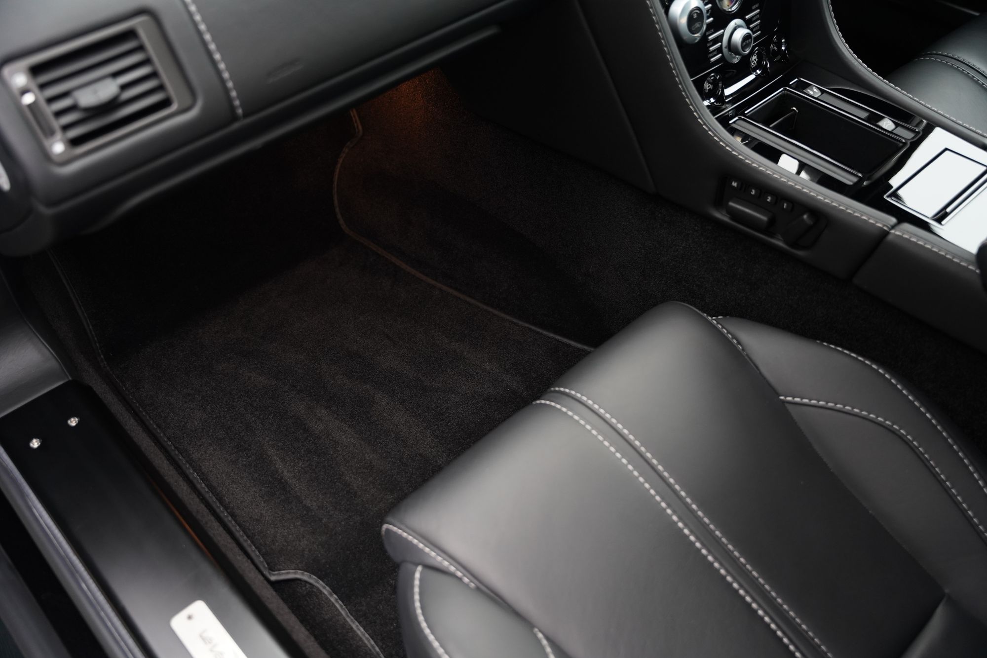 2014 Aston Martin V12 Vantage S