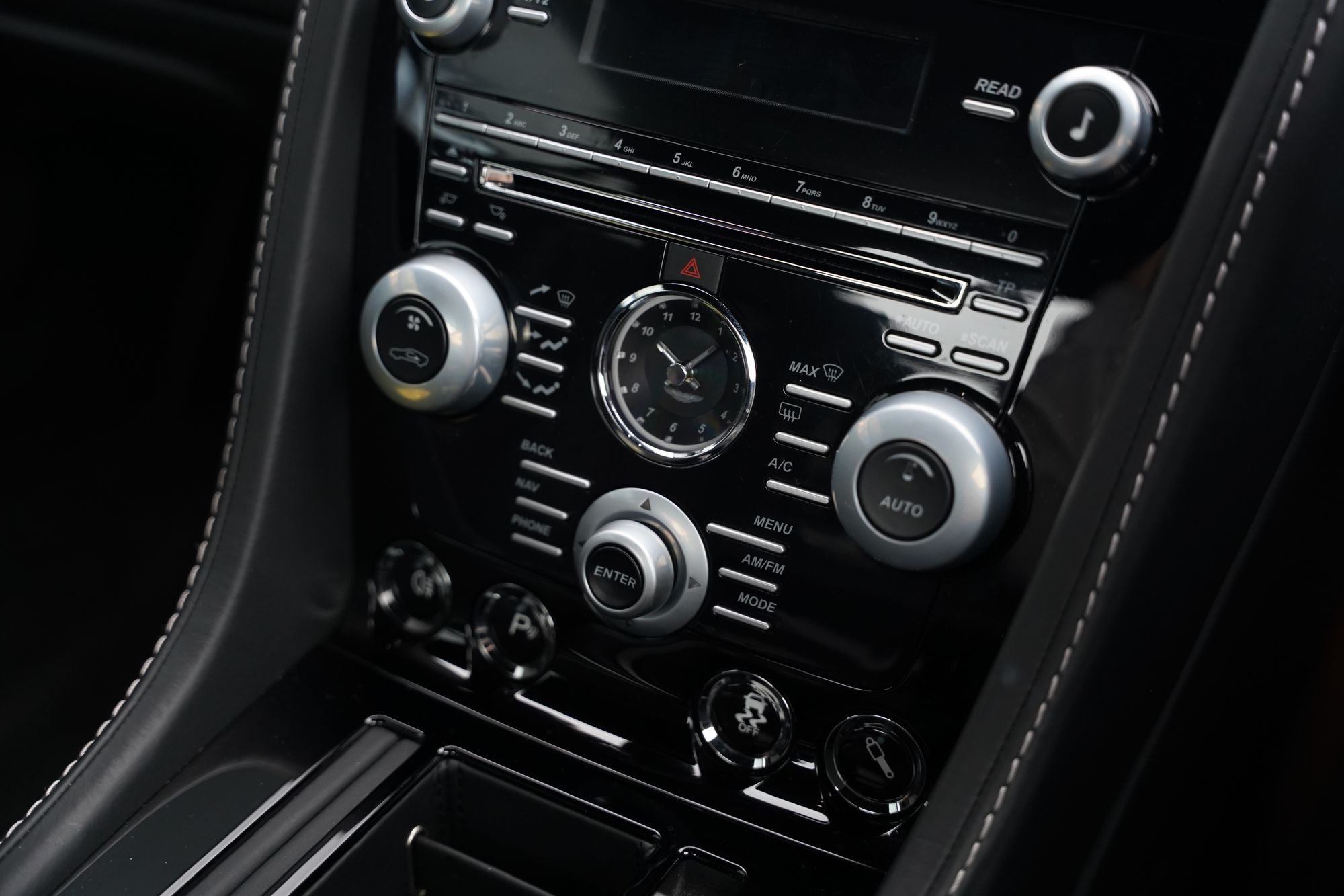 2014 Aston Martin V12 Vantage S