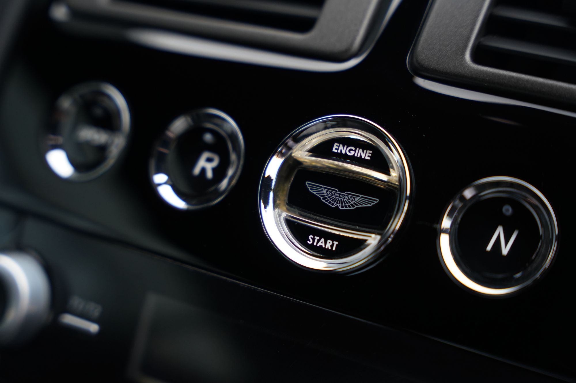 2014 Aston Martin V12 Vantage S