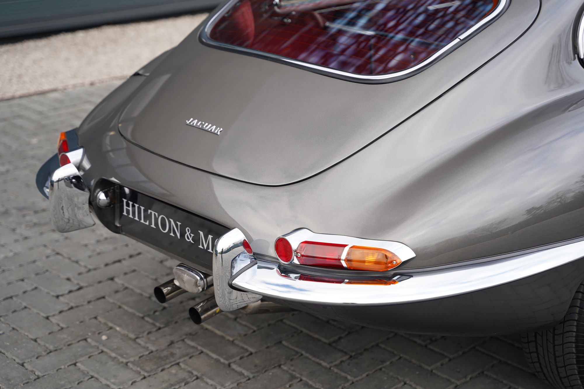 1963 Jaguar E-Type Series 1 3.8 FHC
