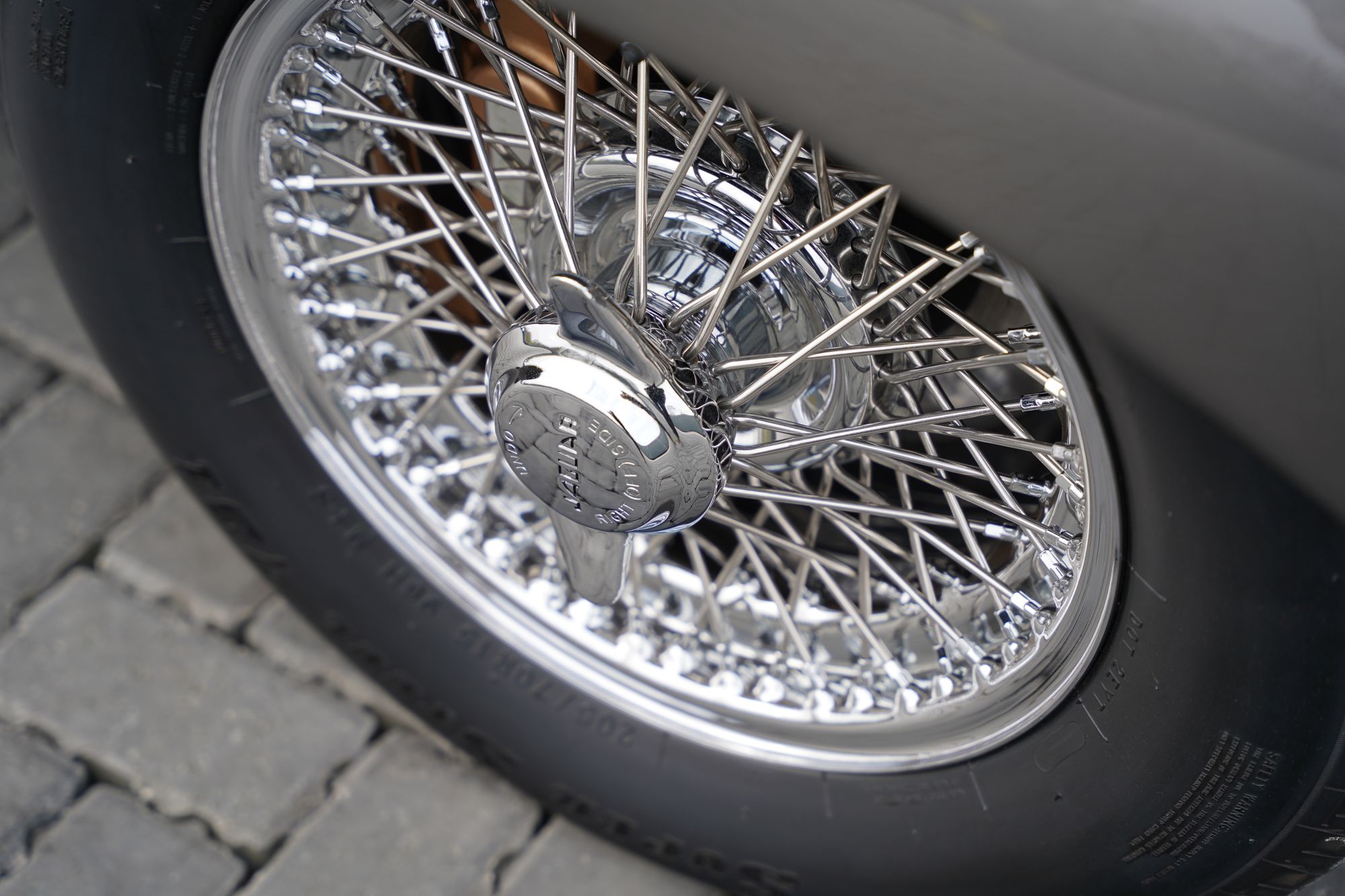 1963 Jaguar E-Type Series 1 3.8 FHC