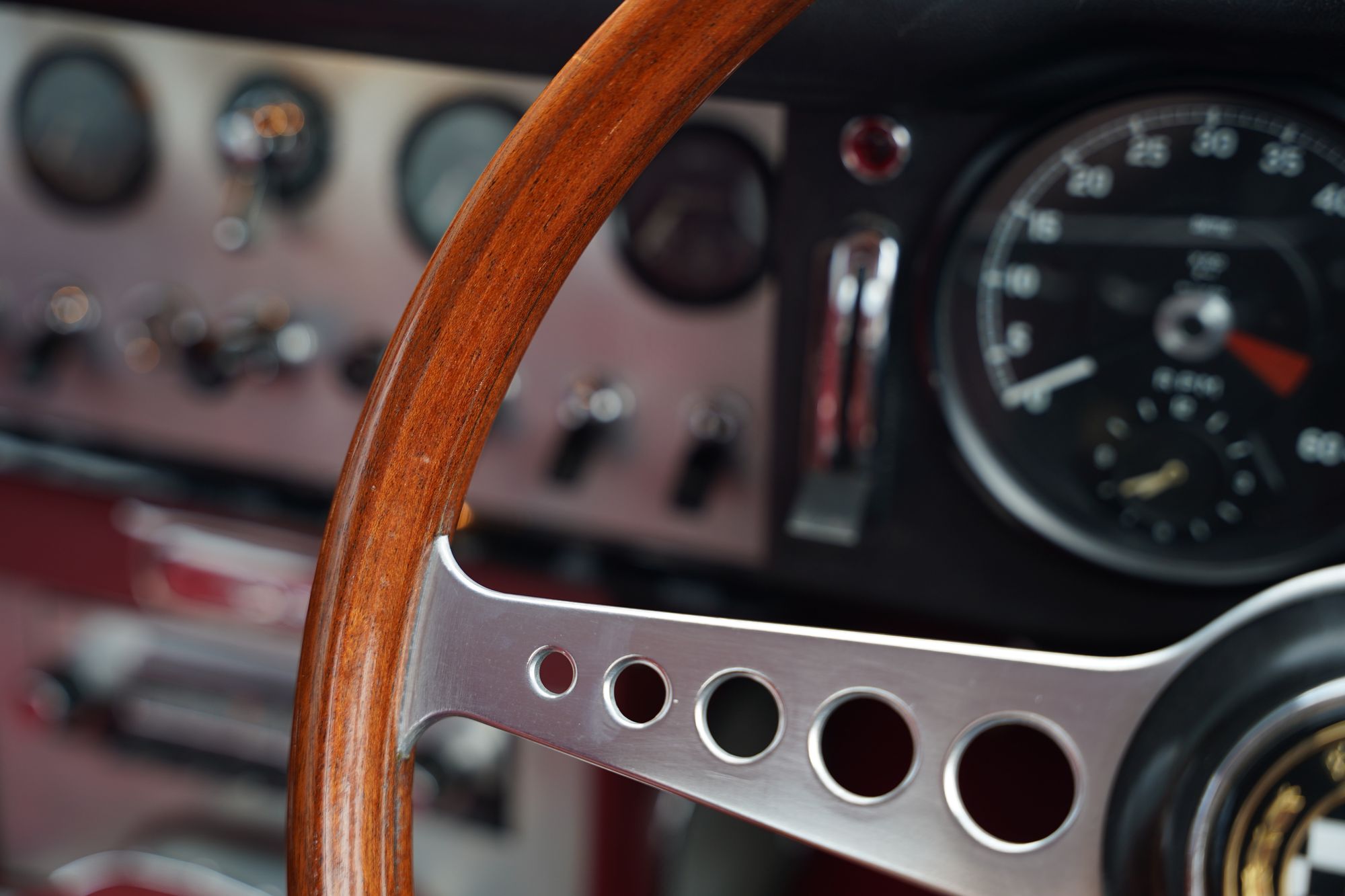 1963 Jaguar E-Type Series 1 3.8 FHC