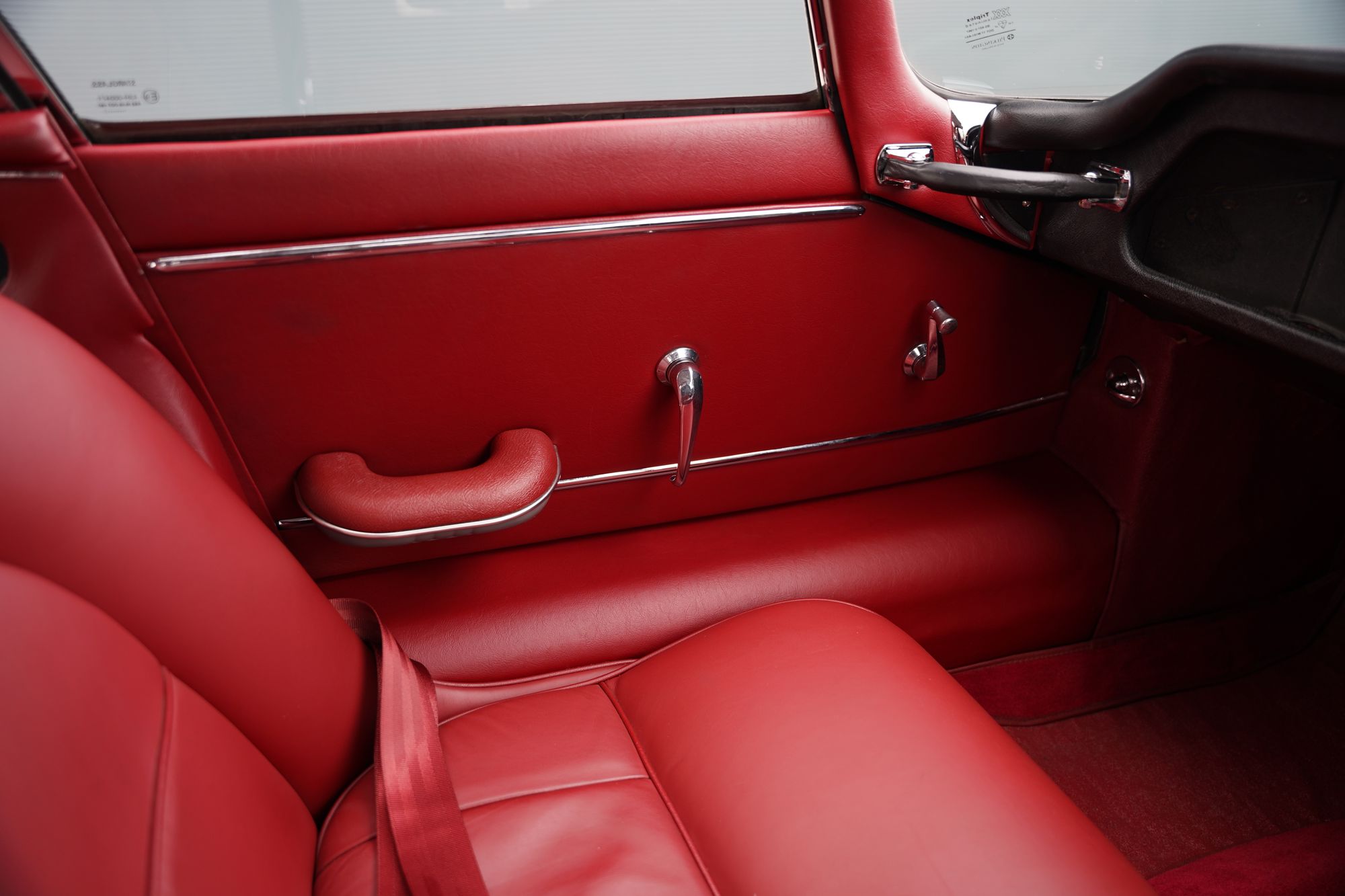 1963 Jaguar E-Type Series 1 3.8 FHC