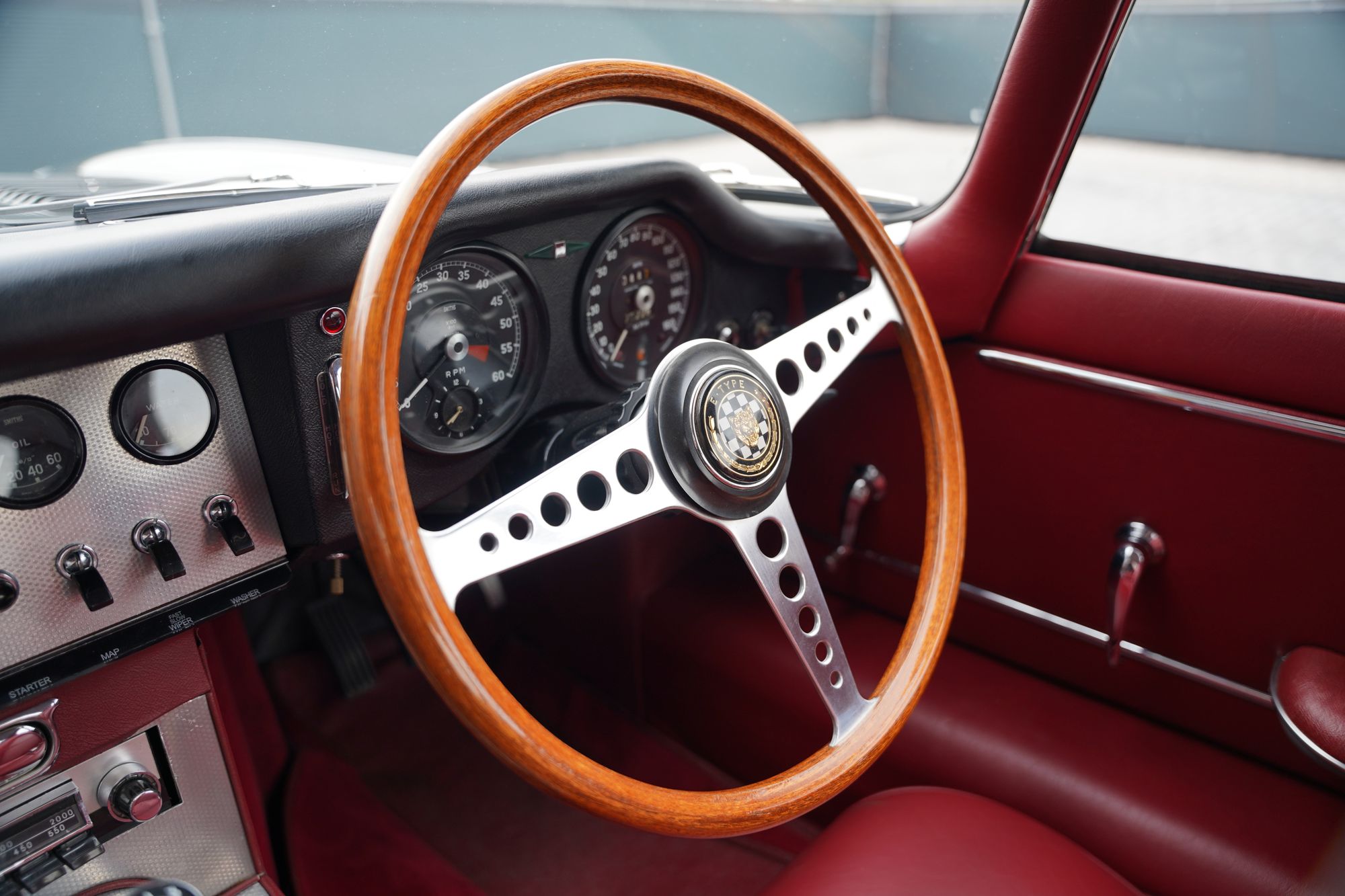 1963 Jaguar E-Type Series 1 3.8 FHC