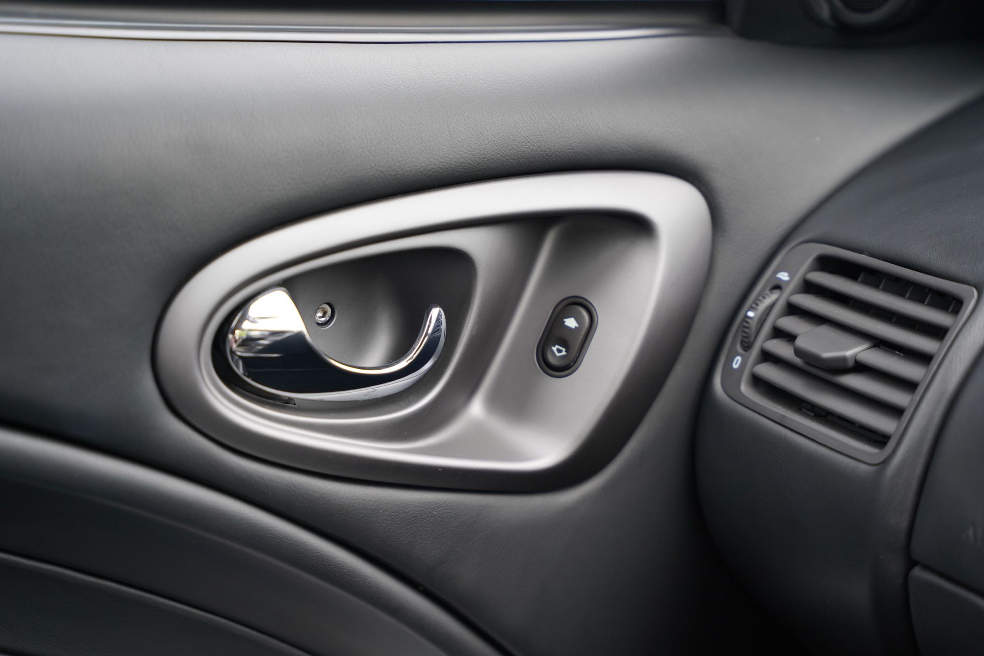 2007 Aston Martin Vanquish S 'Late Dash'