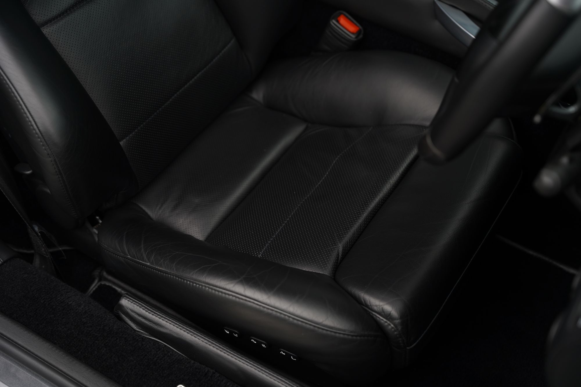 2007 Aston Martin Vanquish S 'Late Dash'