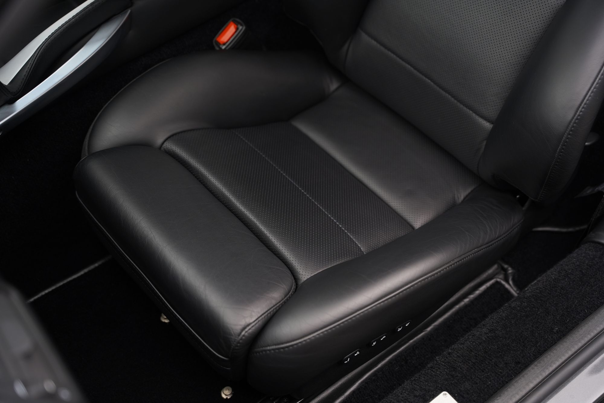 2007 Aston Martin Vanquish S 'Late Dash'