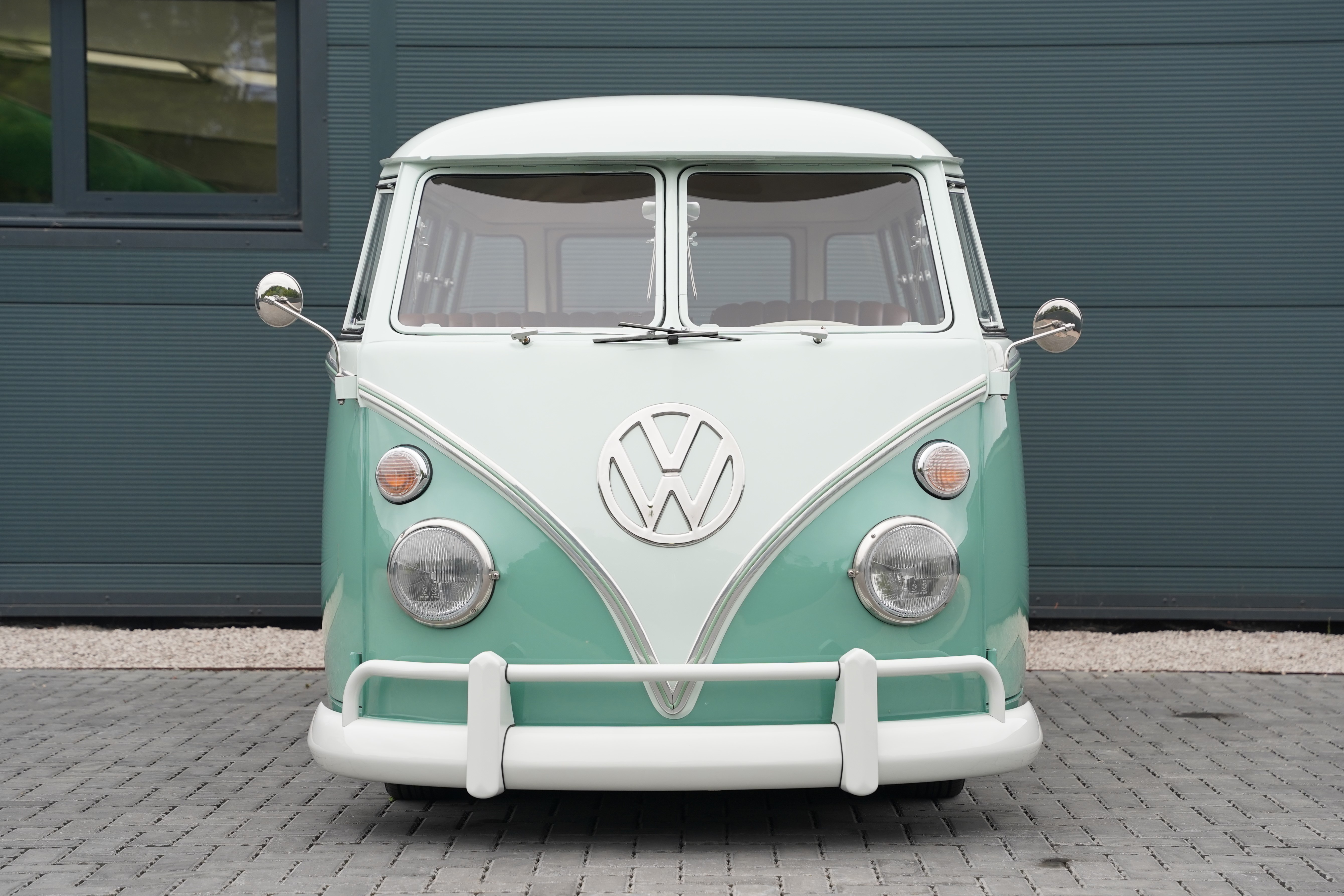 1962 Volkswagen Type 2 T1 15-Window Splitscreen Deluxe Previously