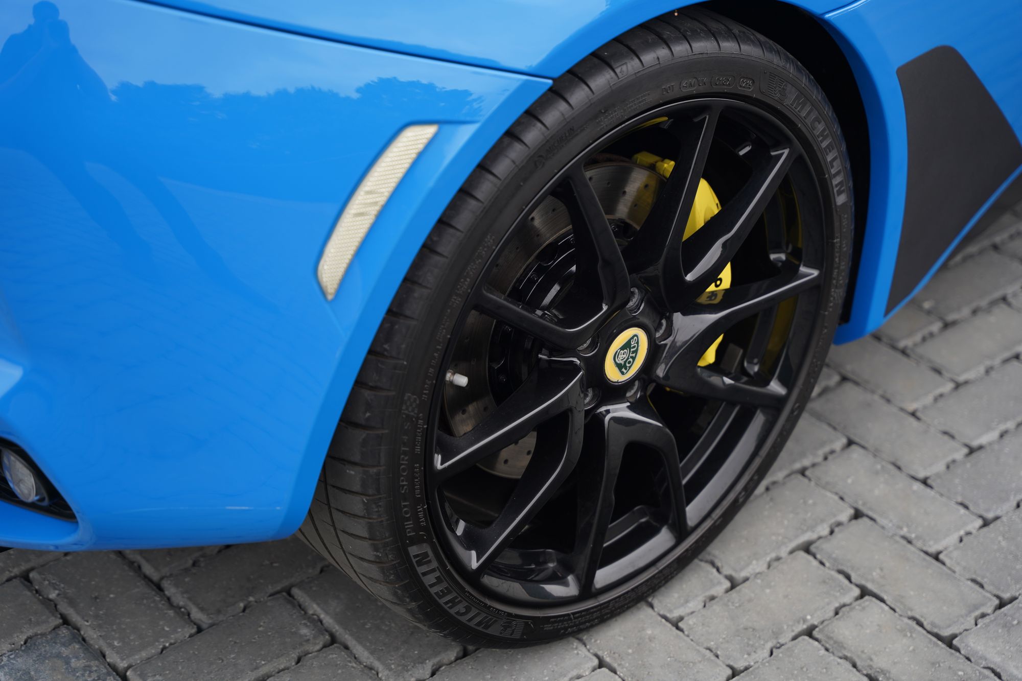 2017 Lotus Evora 400 2+2