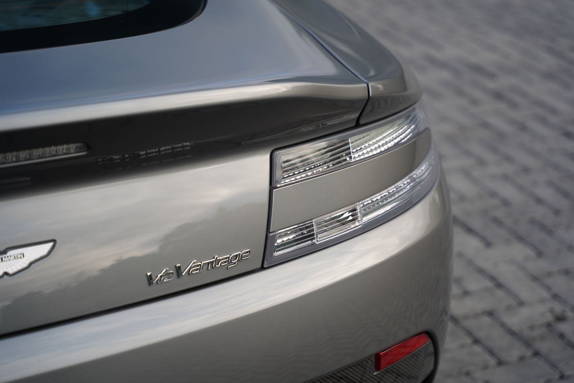 2012 Aston Martin V12 Vantage Manual