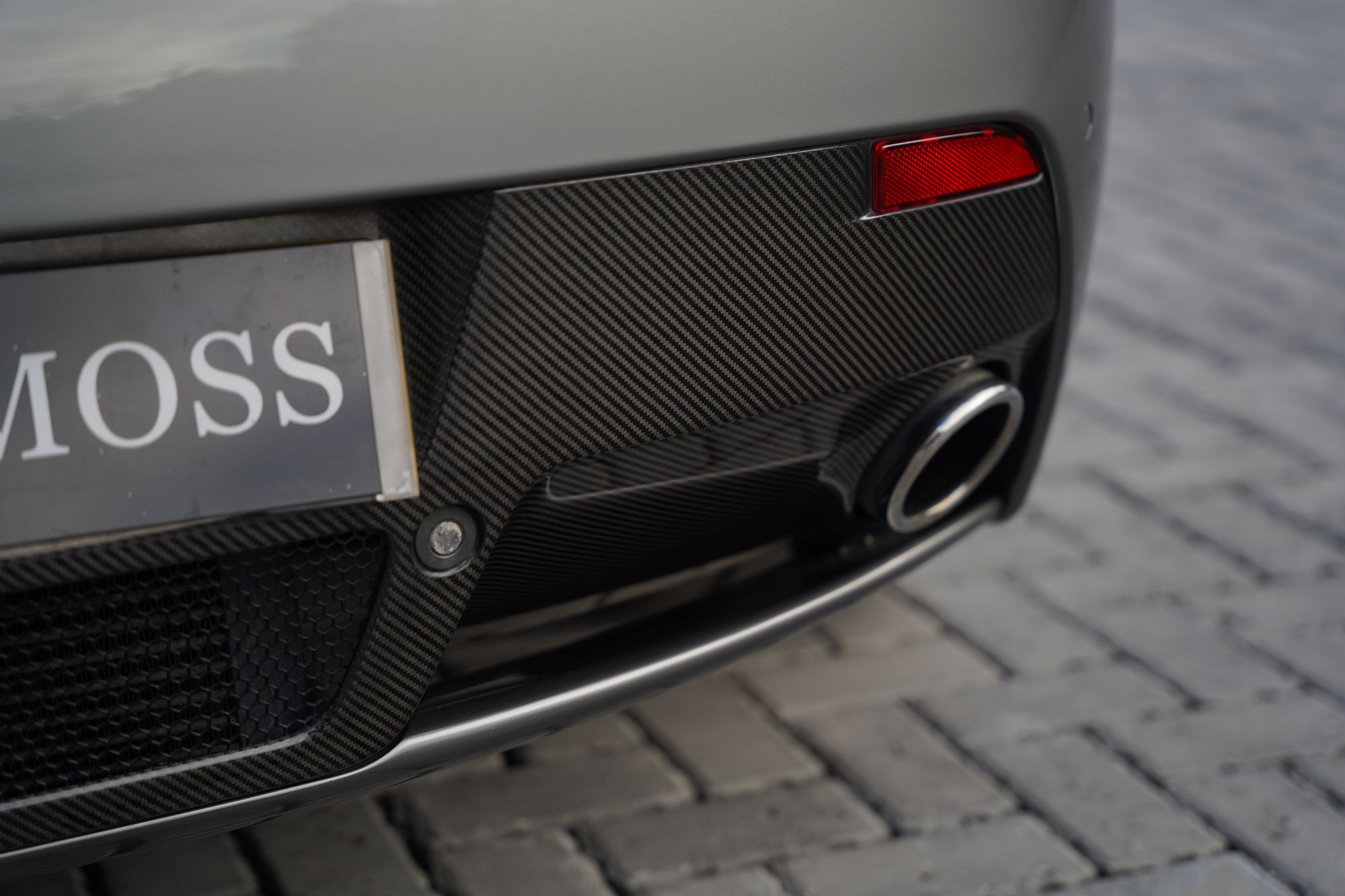 2012 Aston Martin V12 Vantage Manual