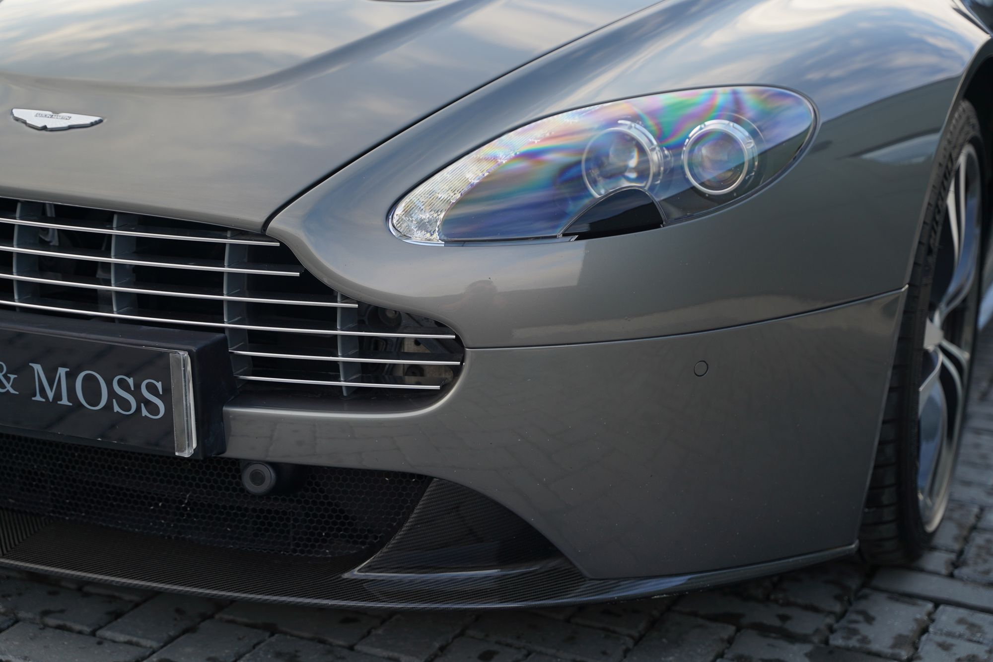 2012 Aston Martin V12 Vantage Manual