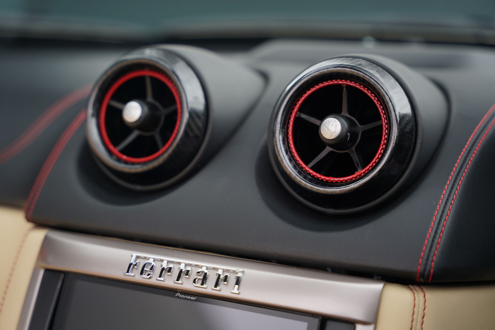 2010 Ferrari California 2+2