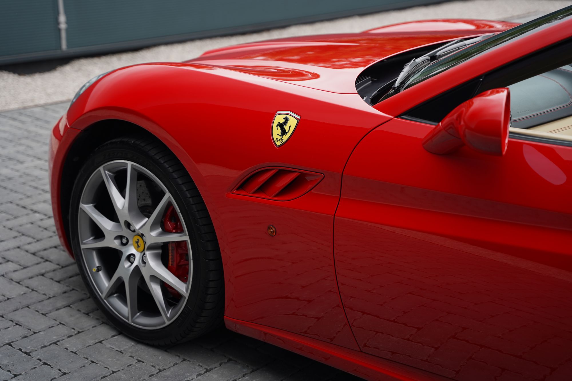 2010 Ferrari California 2+2