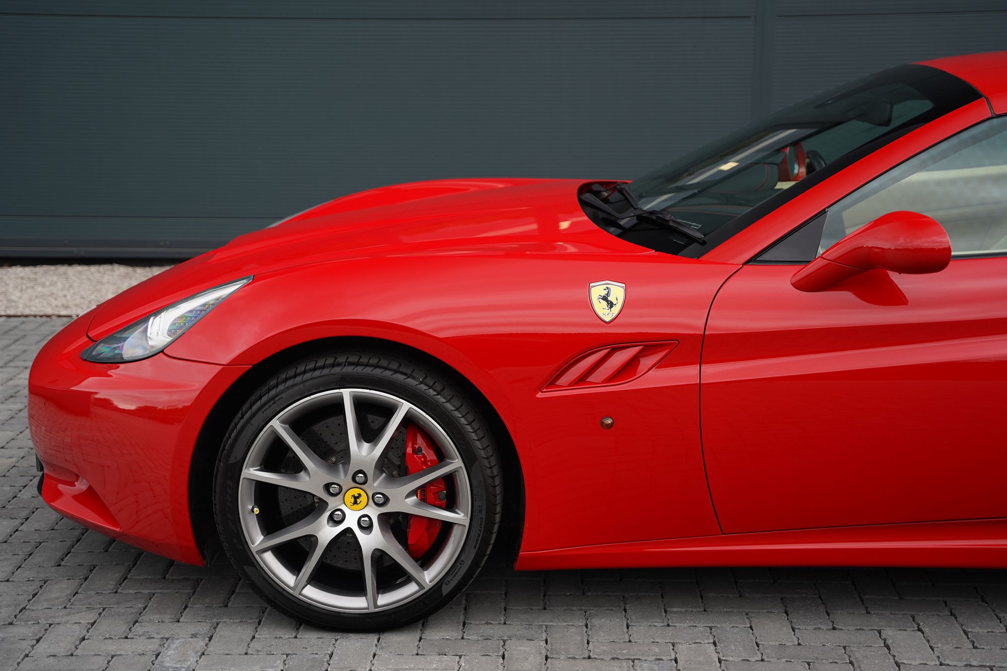2010 Ferrari California 2+2