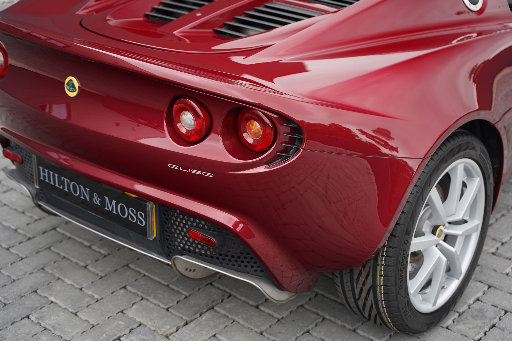 2004 Lotus Elise 111R Touring