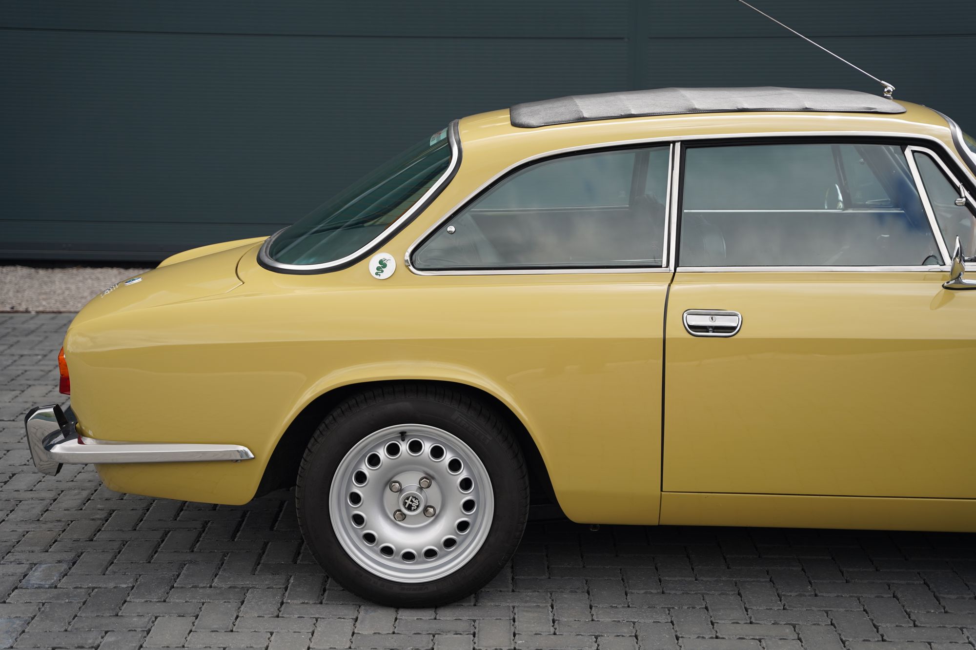 1975 Alfa Romeo 2000 GTV