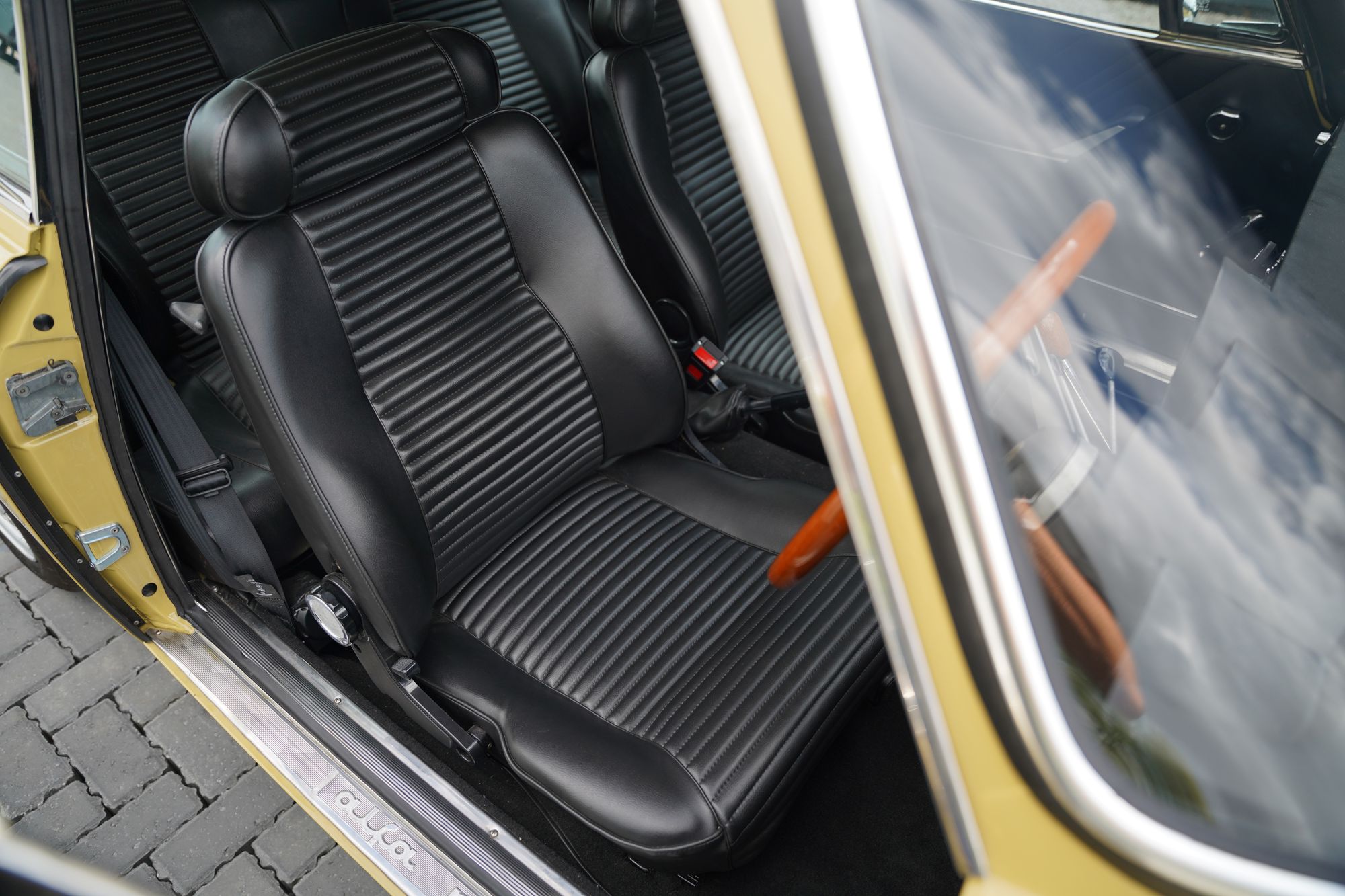 1975 Alfa Romeo 2000 GTV