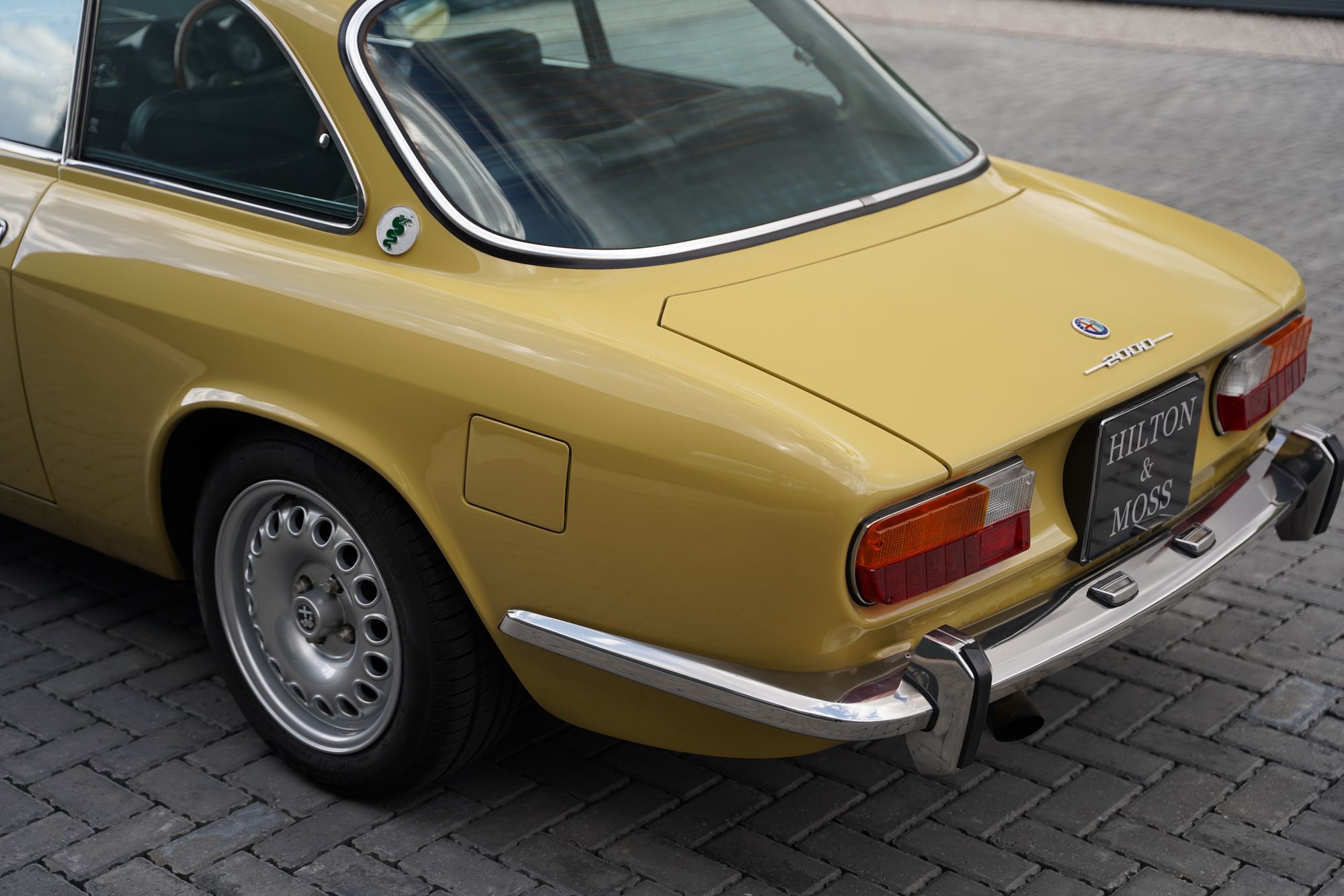 1975 Alfa Romeo 2000 GTV