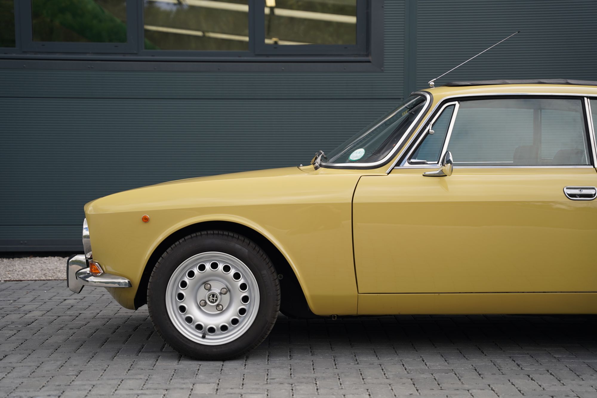 1975 Alfa Romeo 2000 GTV