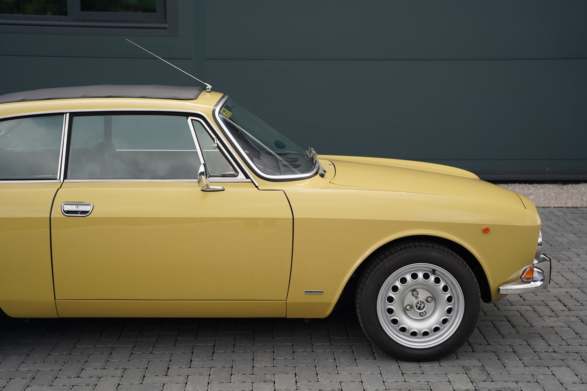 1975 Alfa Romeo 2000 GTV
