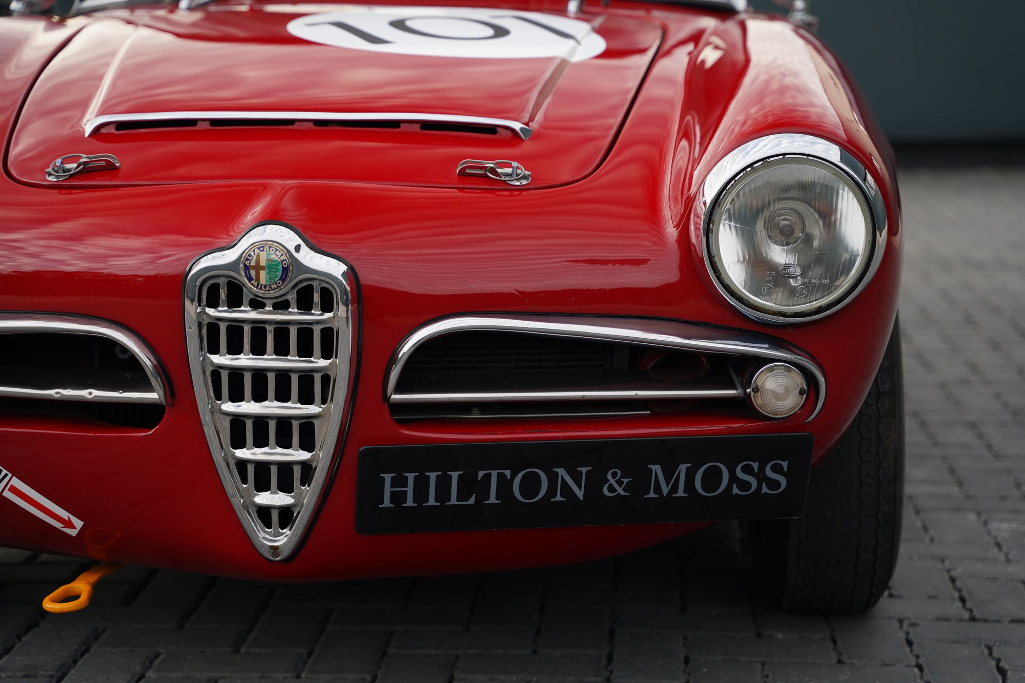1965 Alfa Romeo Giulia 101 Spider Veloce