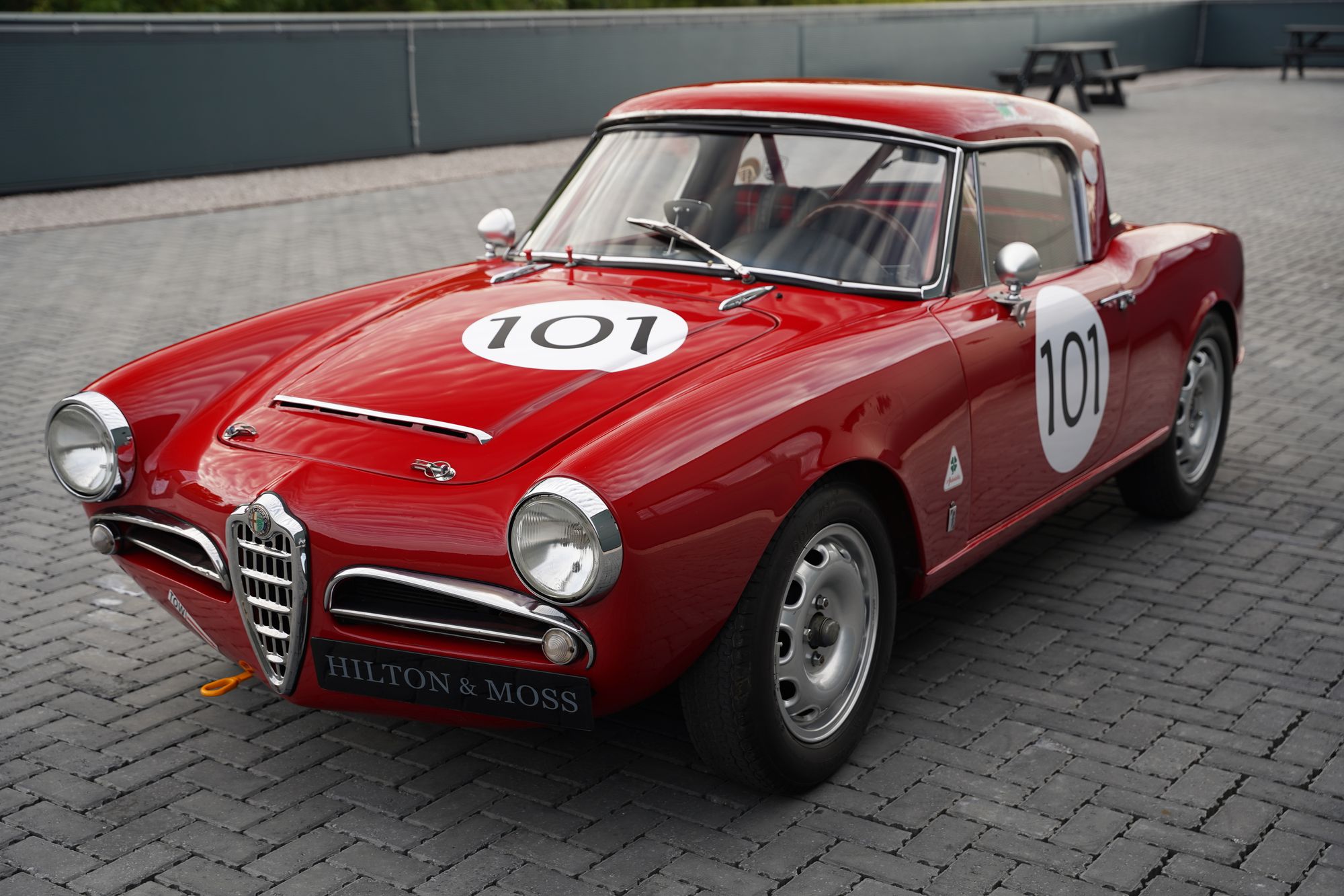 1965 Alfa Romeo Giulia 101 Spider Veloce
