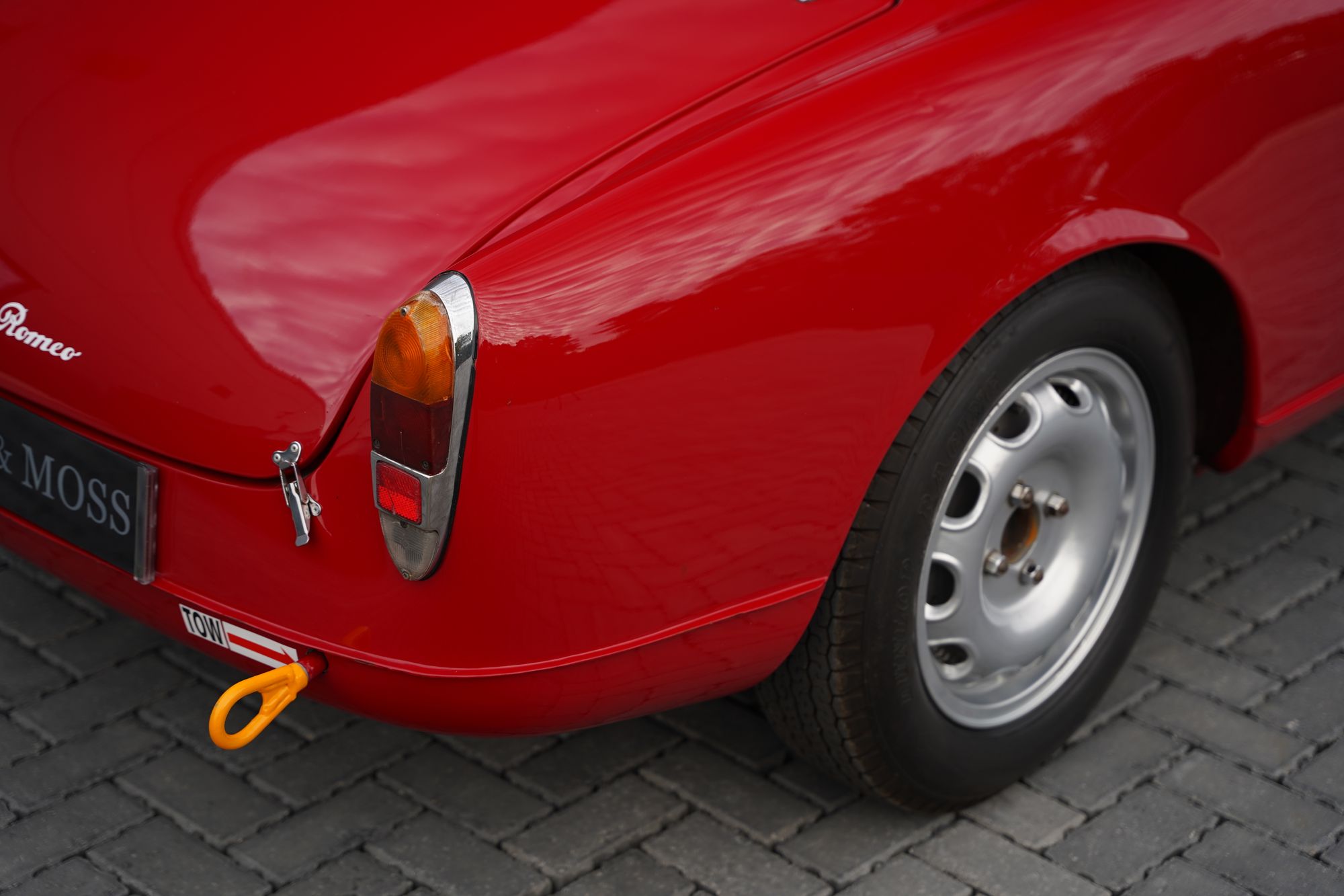 1965 Alfa Romeo Giulia 101 Spider Veloce