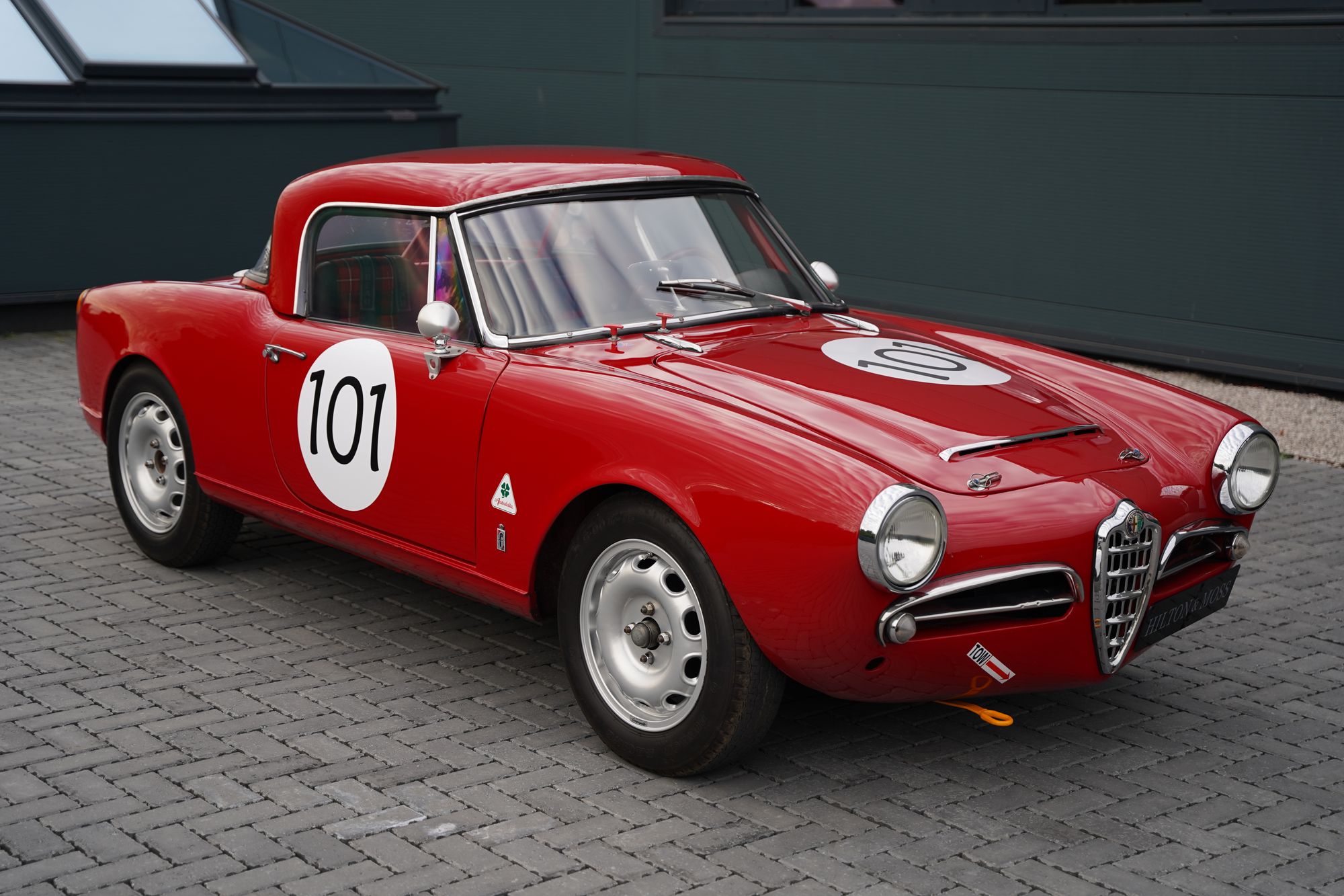 1965 Alfa Romeo Giulia 101 Spider Veloce