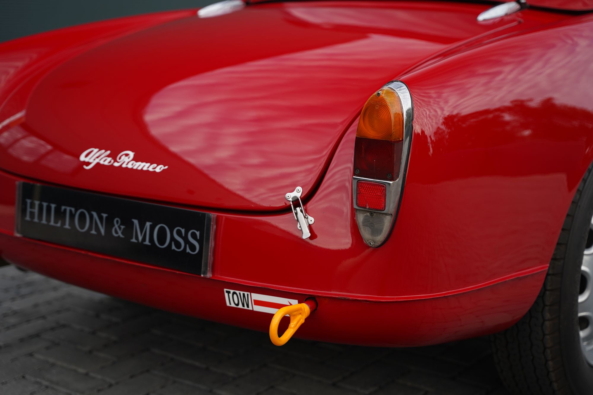1965 Alfa Romeo Giulia 101 Spider Veloce