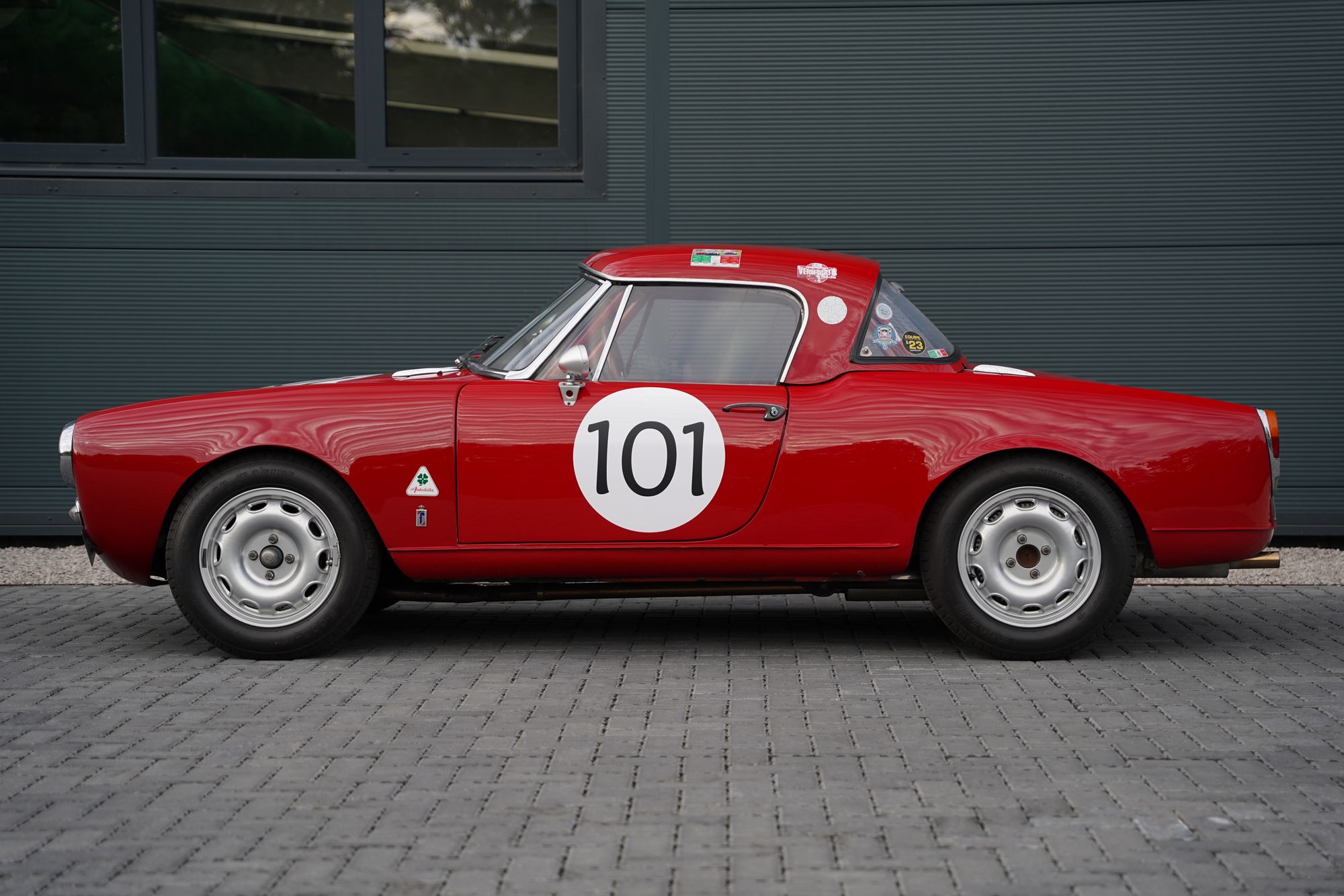 1965 Alfa Romeo Giulia 101 Spider Veloce