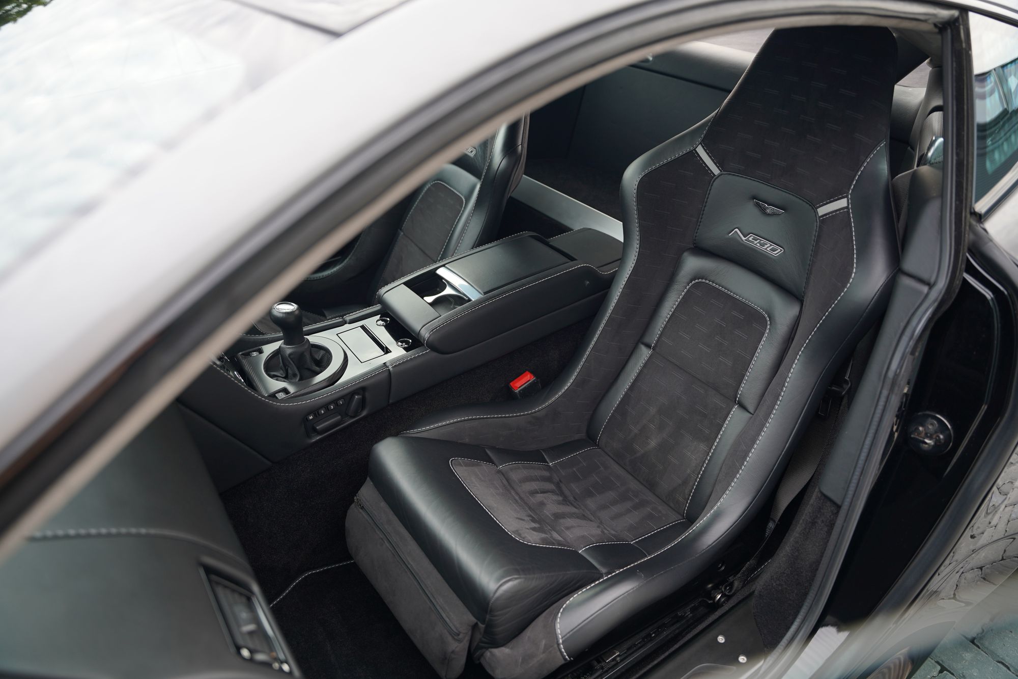 2016 Aston Martin V8 Vantage N430