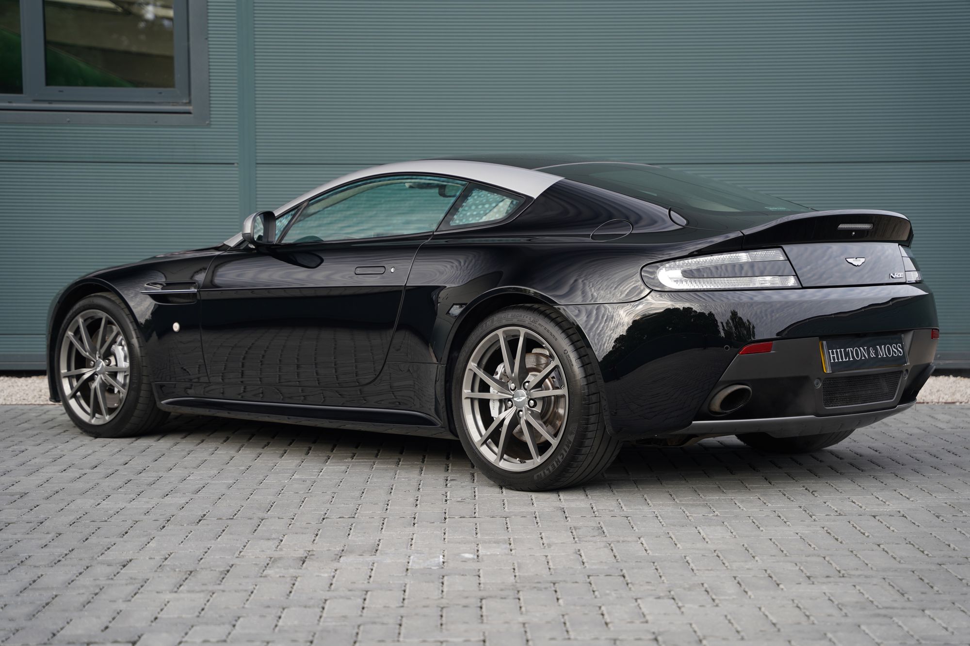 2016 Aston Martin V8 Vantage N430