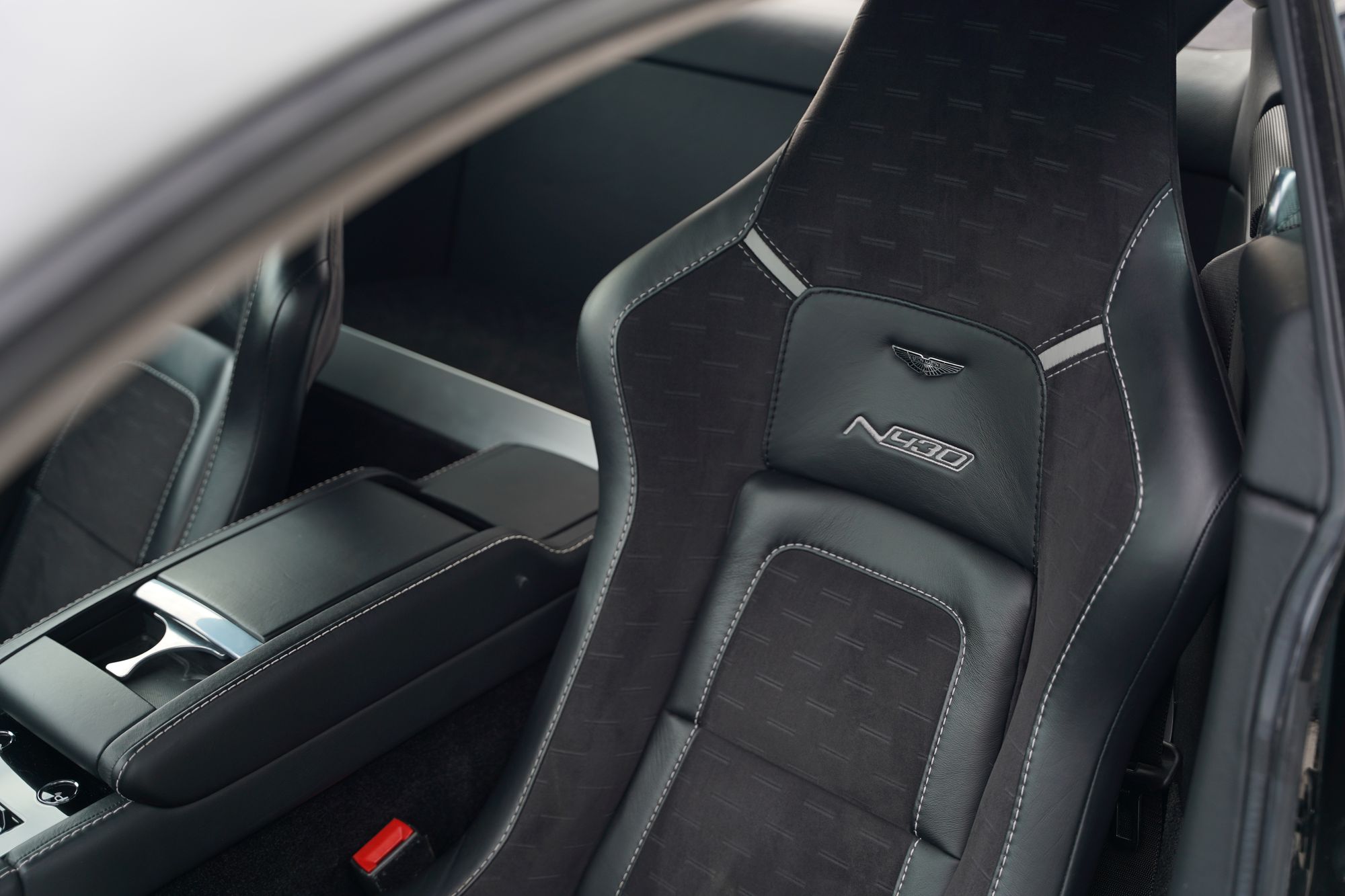 2016 Aston Martin V8 Vantage N430