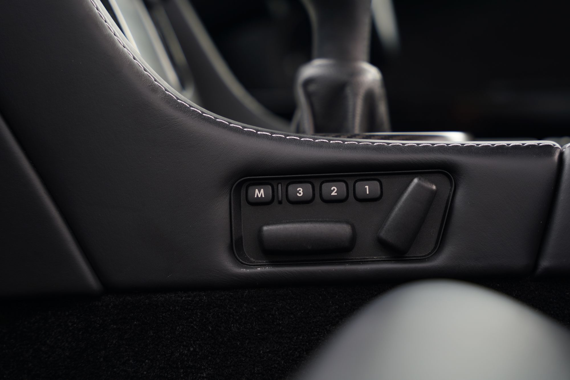 2016 Aston Martin V8 Vantage N430