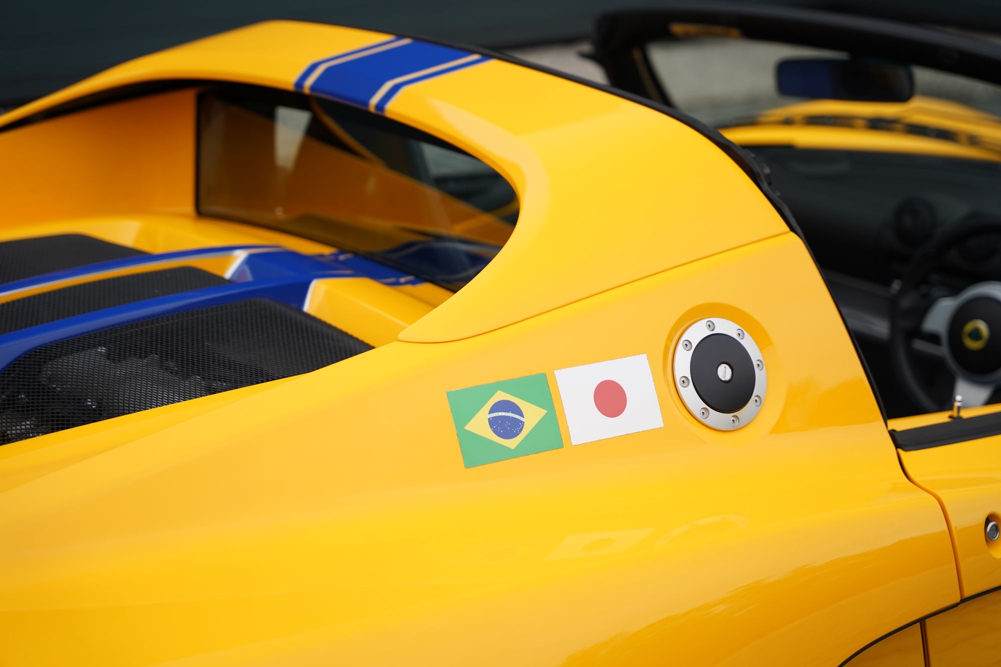 2018 Lotus Elise Sport 220 '99T Camel'