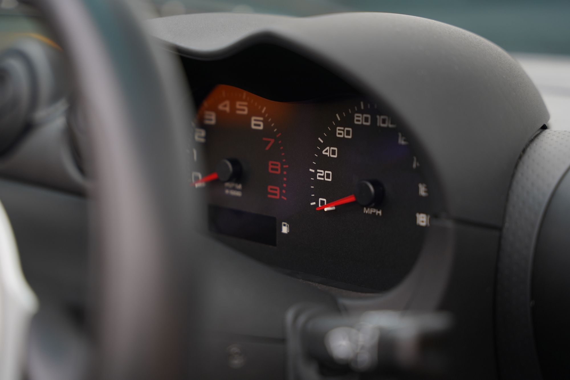 2018 Lotus Elise Sport 220 '99T Camel'