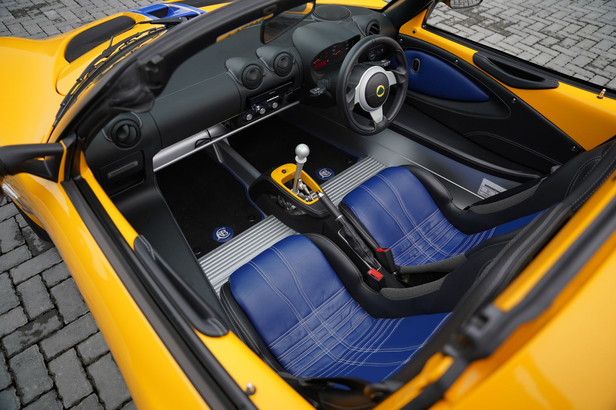 2018 Lotus Elise Sport 220 '99T Camel'