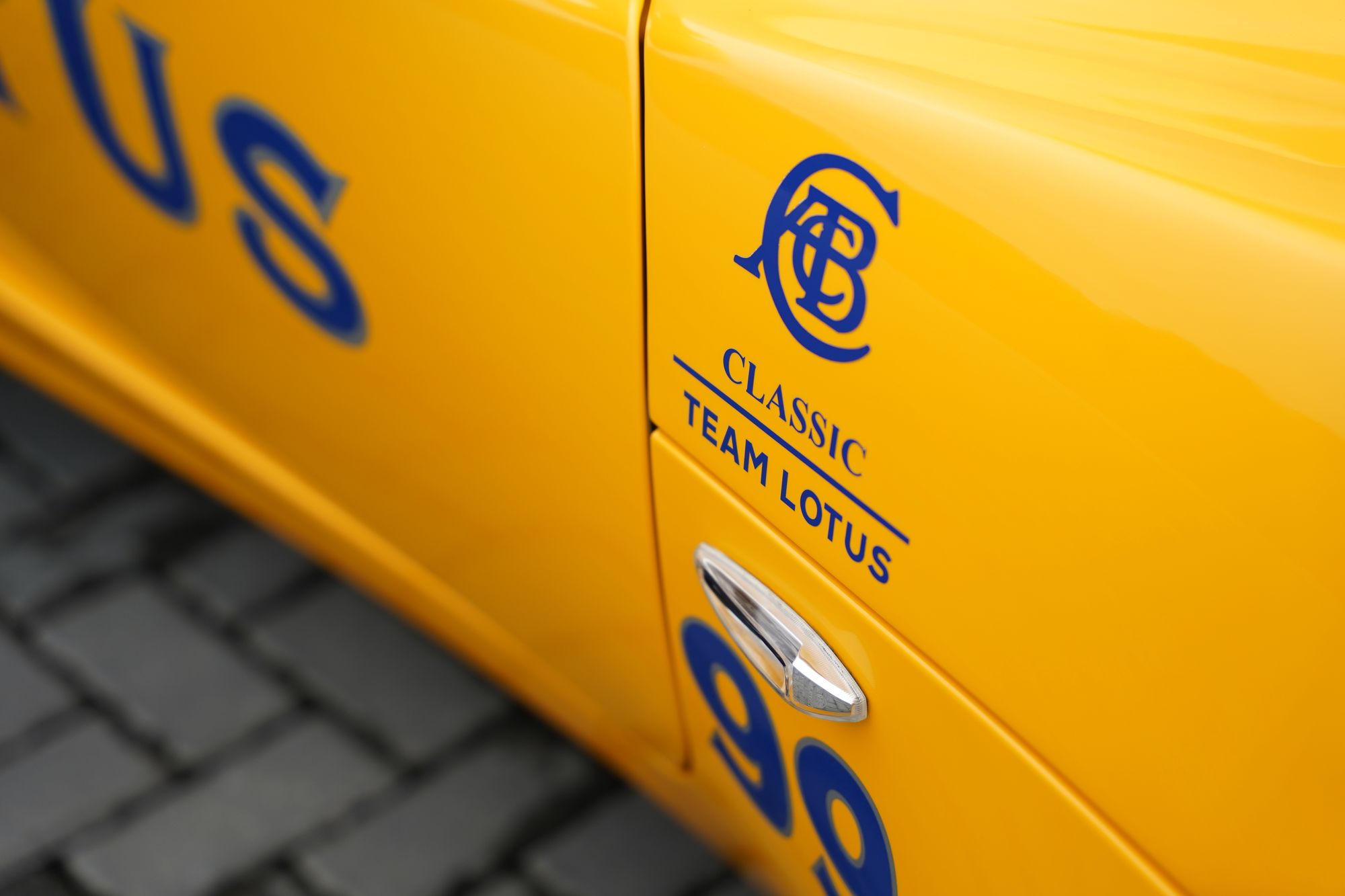 2018 Lotus Elise Sport 220 '99T Camel'