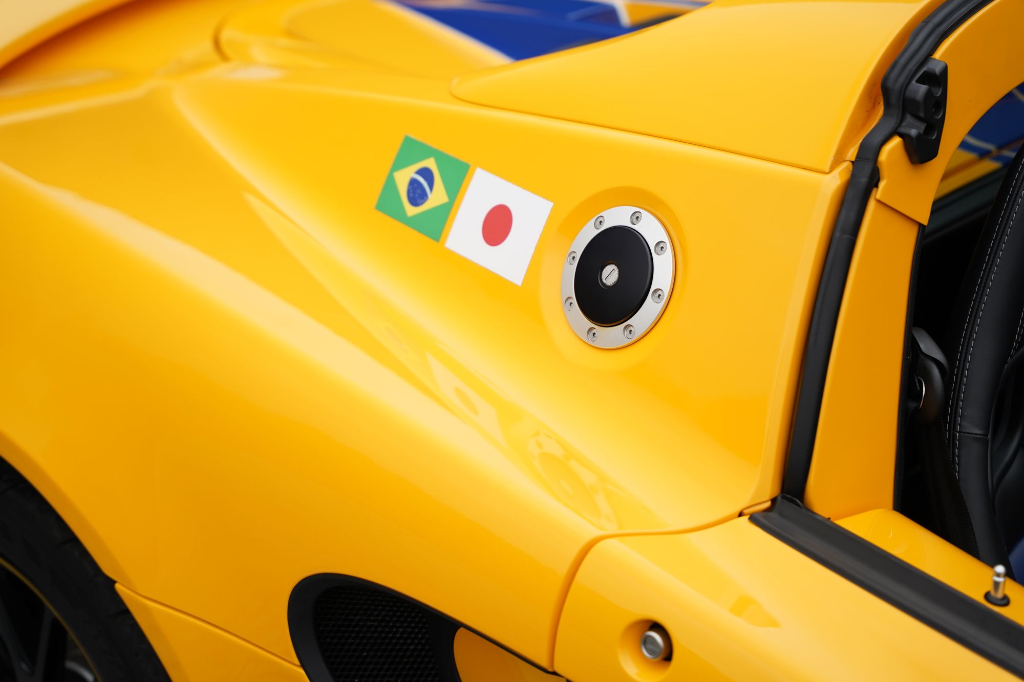 2018 Lotus Elise Sport 220 '99T Camel'