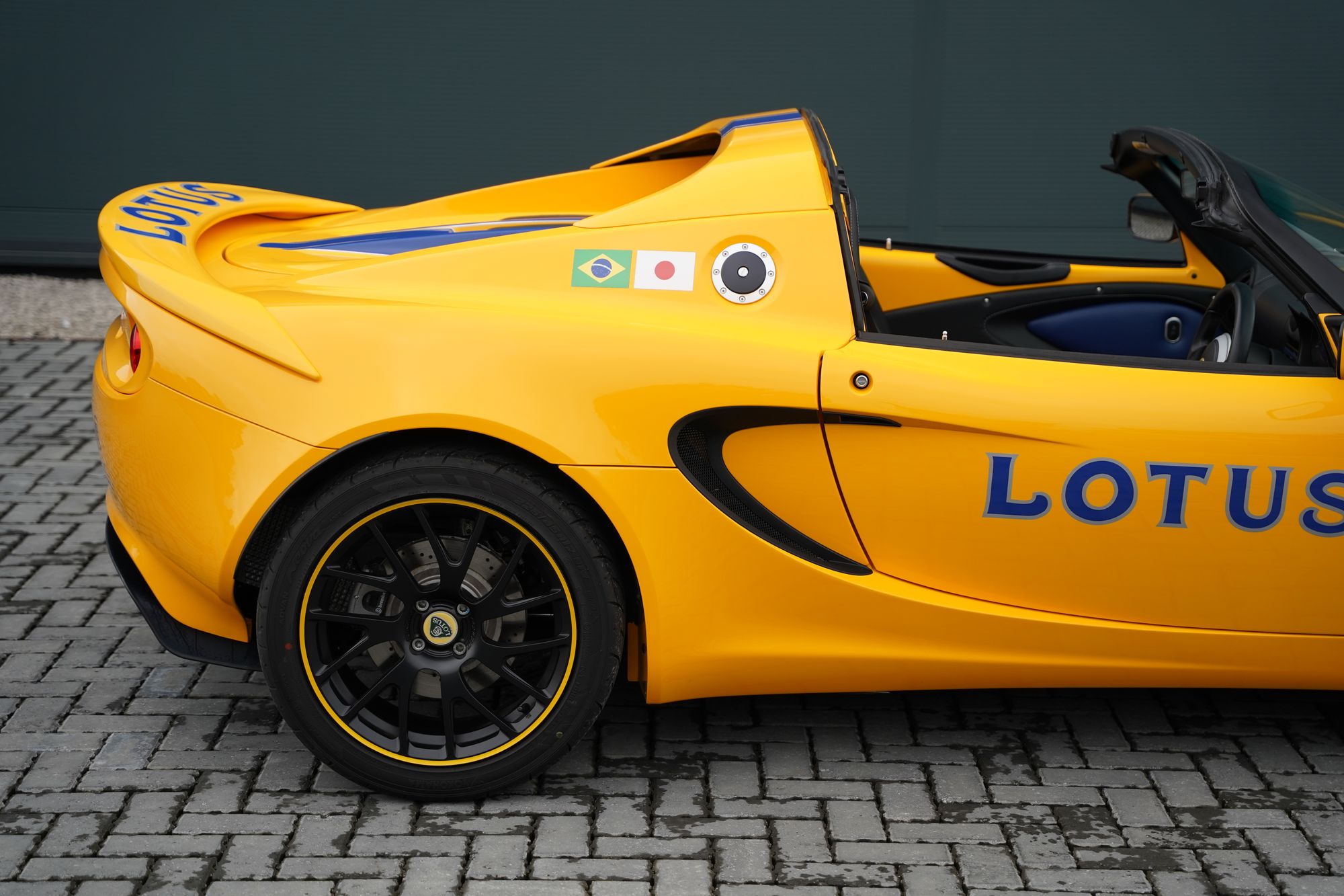 2018 Lotus Elise Sport 220 '99T Camel'