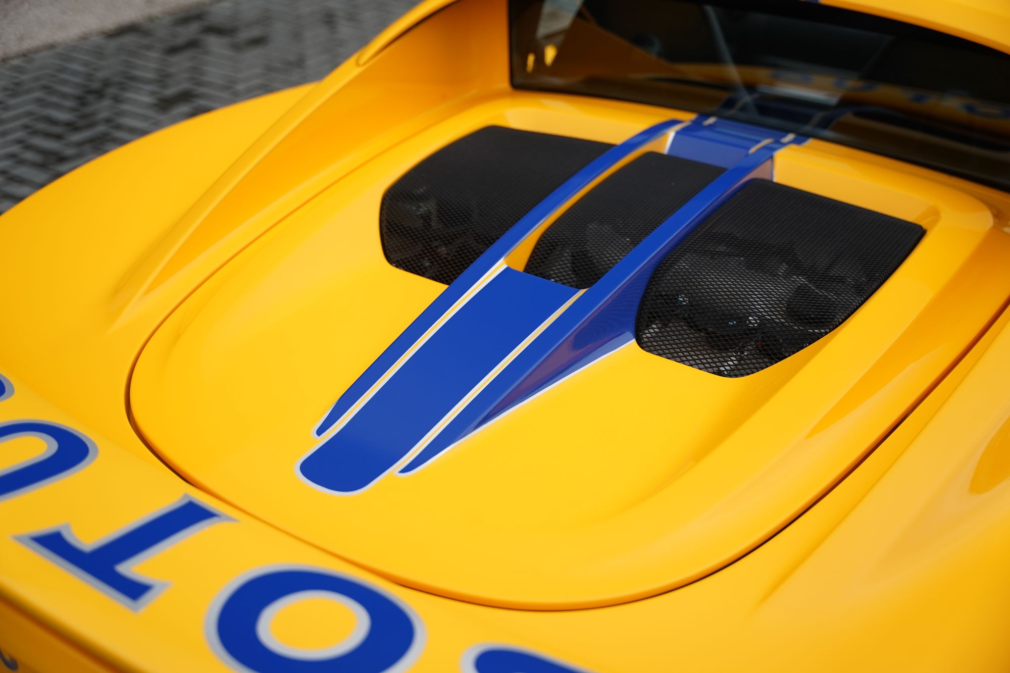 2018 Lotus Elise Sport 220 '99T Camel'