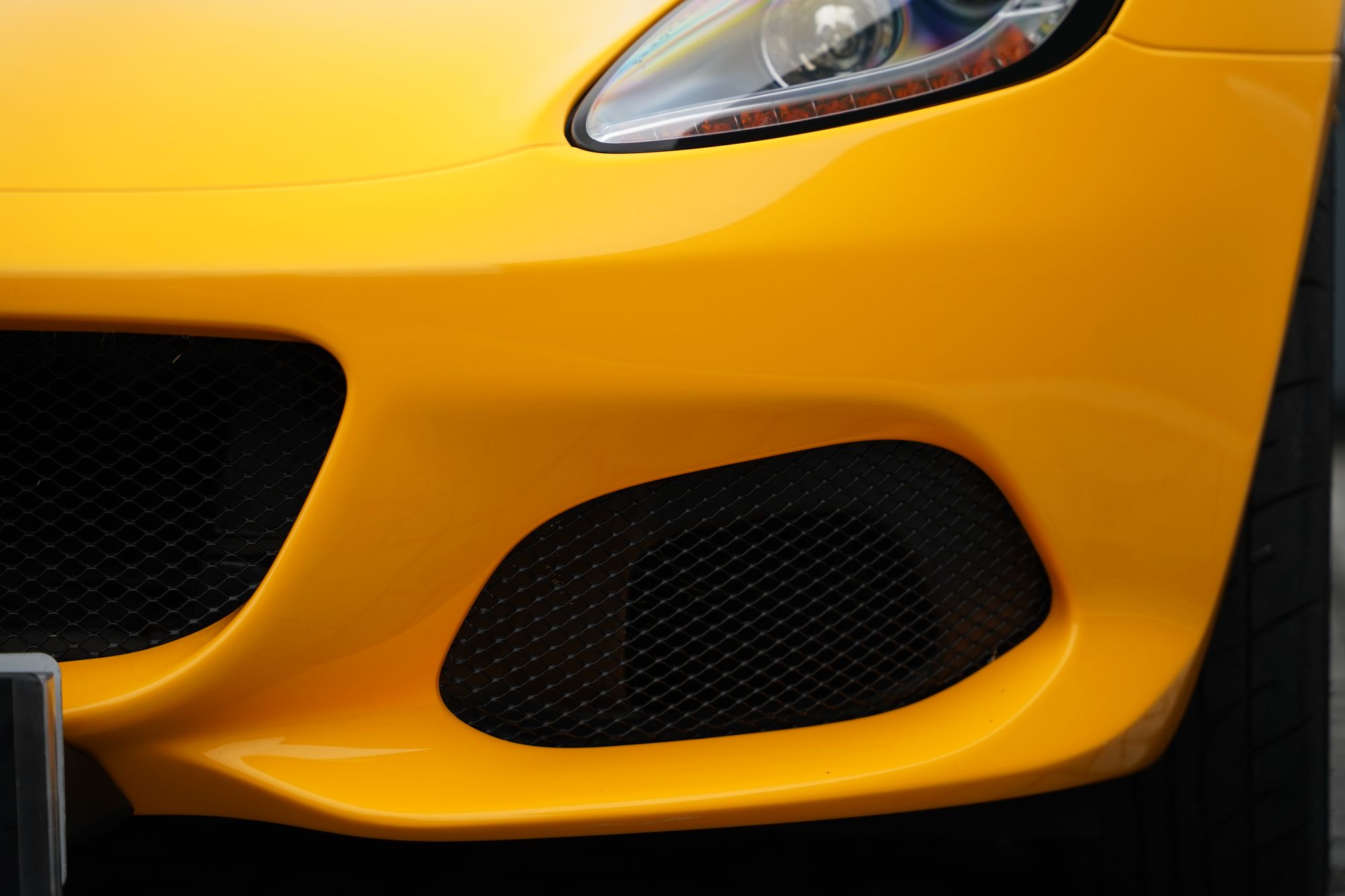 2018 Lotus Elise Sport 220 '99T Camel'