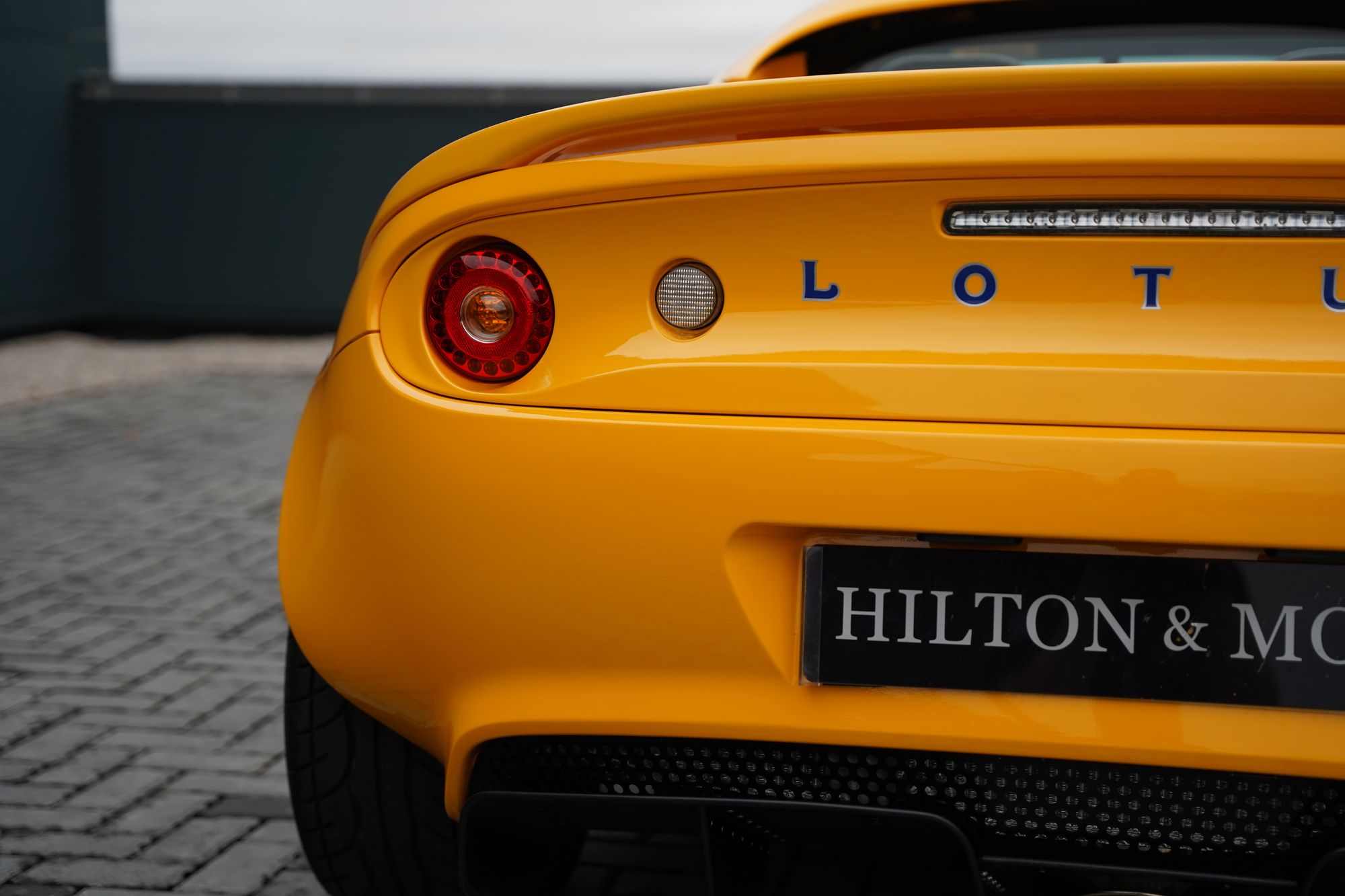 2018 Lotus Elise Sport 220 '99T Camel'